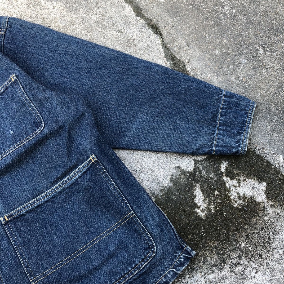 Japanese Brand × Uniqlo 🔥Rare🔥🇯🇵Uniqlo Distress Rips Four Pocket Stylish Denim Jacket Size US M / EU 48-50 / 2 - 6 Thumbnail