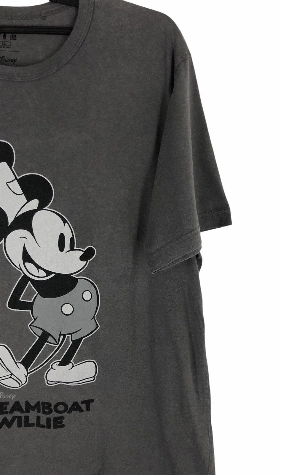 Disney × Mickey Mouse × Uniqlo Mickey Mouse Uniqlo Steamboat Willie Size US XL / EU 56 / 4 - 5 Thumbnail