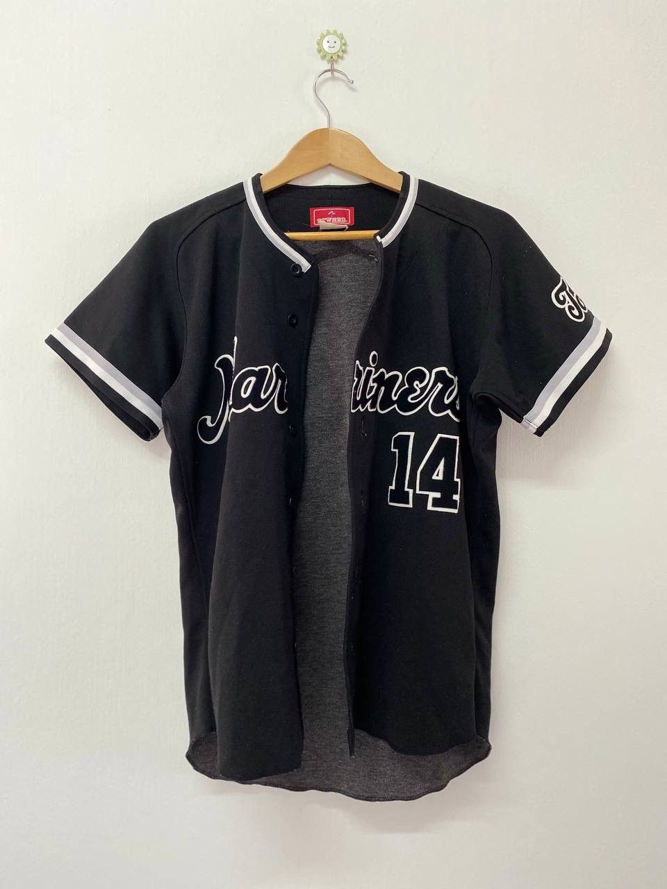 image of Vintage Reward Mariners Baseball Jersey in Black, Men's (Size Small)
