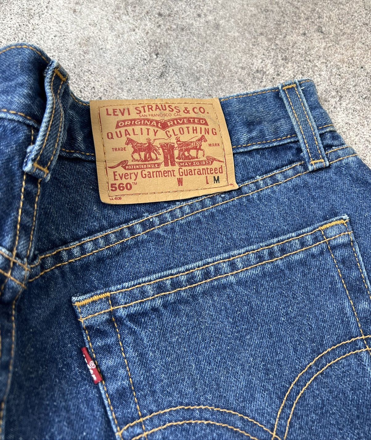 Levi's × Levi's Vintage Clothing × Vintage Levi’s 560 vintage jeans Size US 33 - 7 Thumbnail