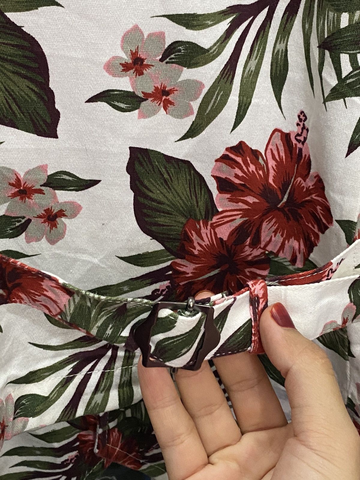 Japanese Brand Bemo exclusive label flower vest Size US M / EU 48-50 / 2 - 8 Thumbnail