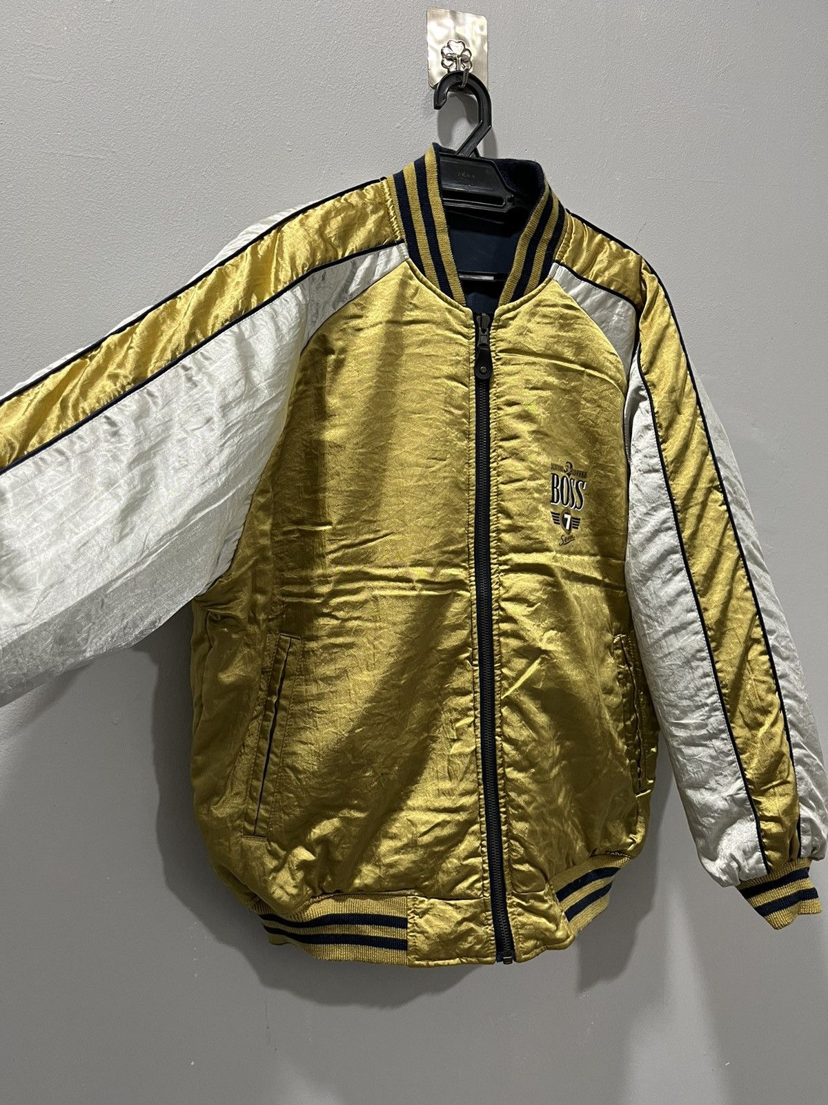 Japanese Brand Japanese Suntory Boss Coffee Revisible Bomber Jacket Size US M / EU 48-50 / 2 - 5 Thumbnail