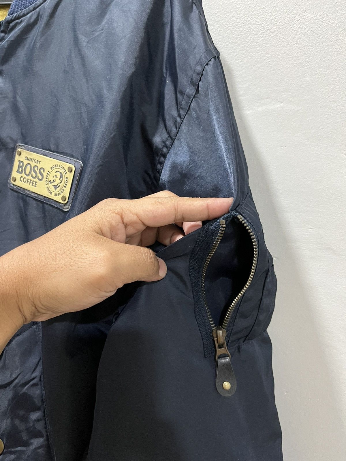 Japanese Brand Japanese Suntory Boss Coffee Revisible Bomber Jacket Size US M / EU 48-50 / 2 - 18 Thumbnail