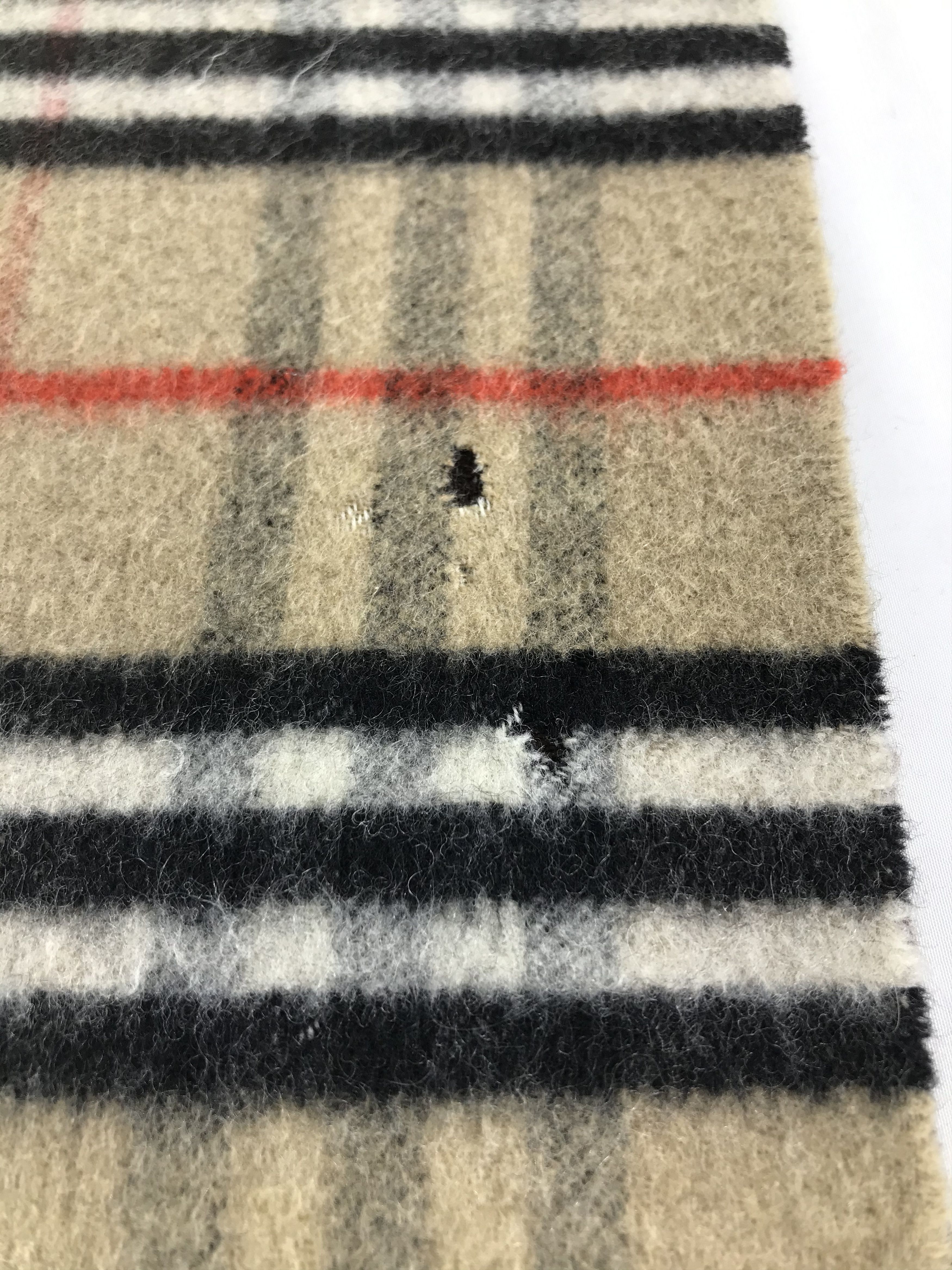 Burberry Burberrys Nova Check Tanned Wool Scarf Muffler V514 Size ONE SIZE - 5 Thumbnail