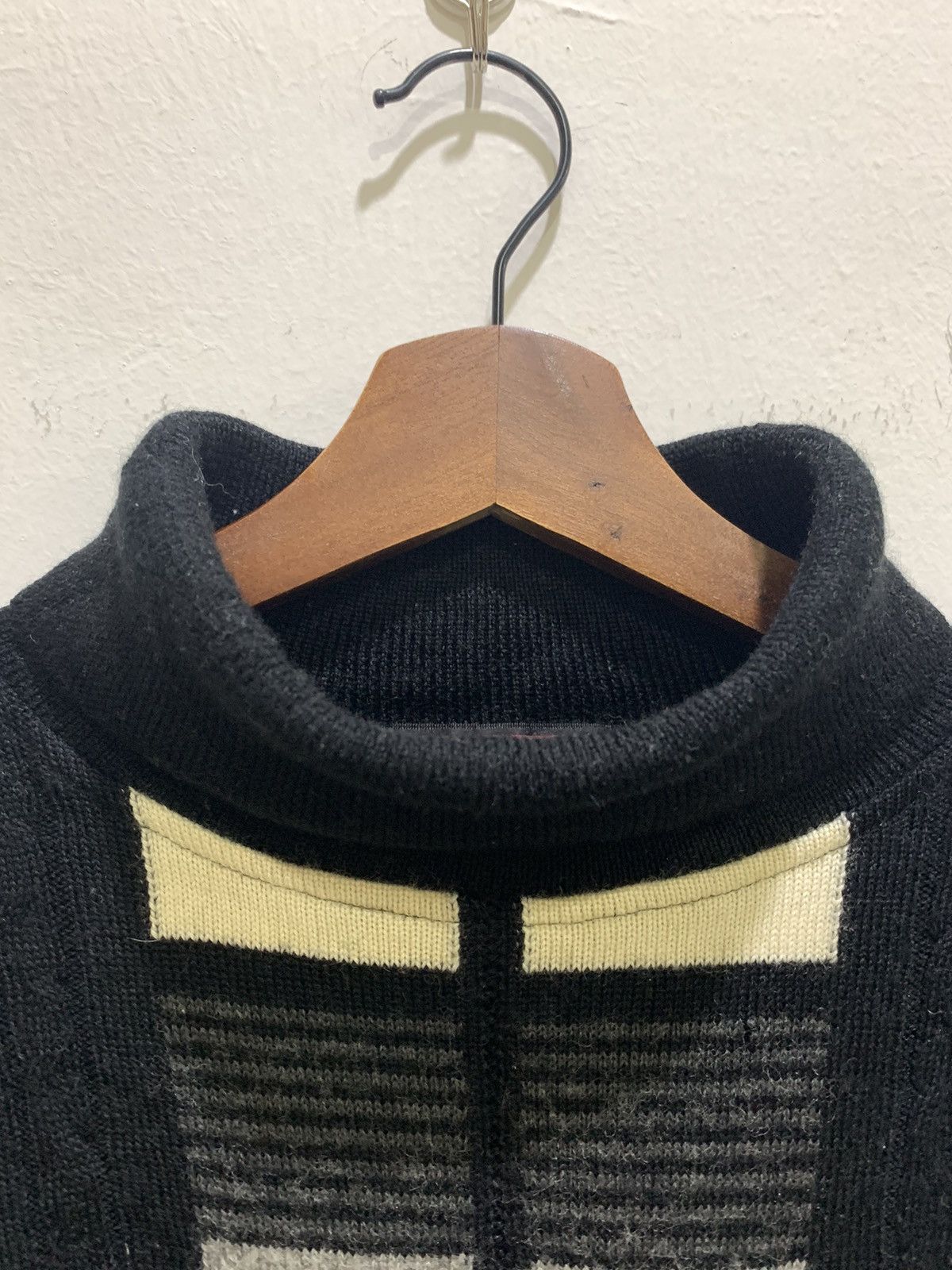 Aran Isles Knitwear × Designer SEPLASKA Window Intarsia Turtleneck Knitwear Jumper Sweater Size US M / EU 48-50 / 2 - 9 Thumbnail