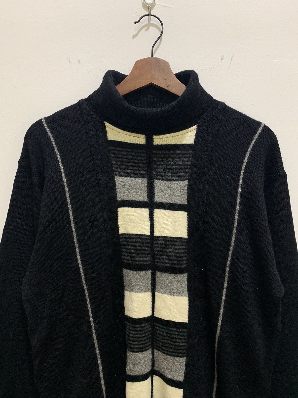 Aran Isles Knitwear × Designer SEPLASKA Window Intarsia Turtleneck Knitwear Jumper Sweater Size US M / EU 48-50 / 2 - 3 Thumbnail