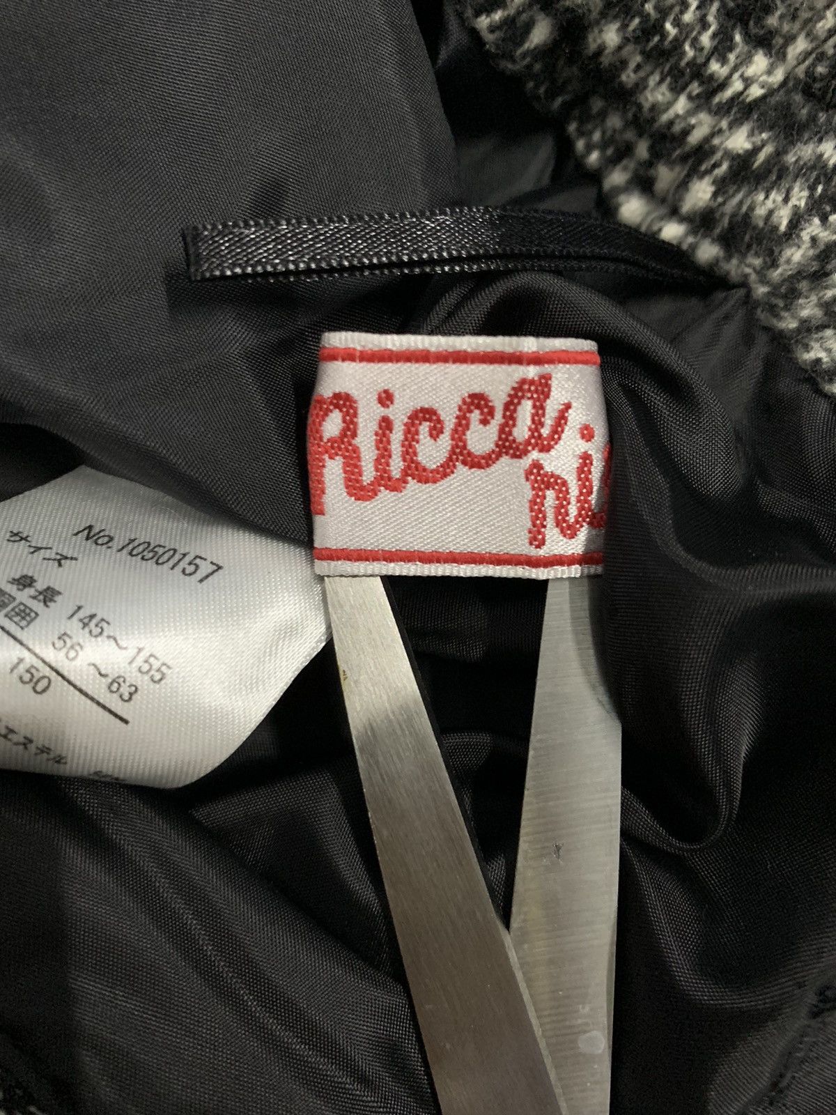 Japanese Brand Japanese Brand Faux Fur Plaid Mini Skirt like Burberry Size 24" / US 00 / IT 34 - 13 Thumbnail