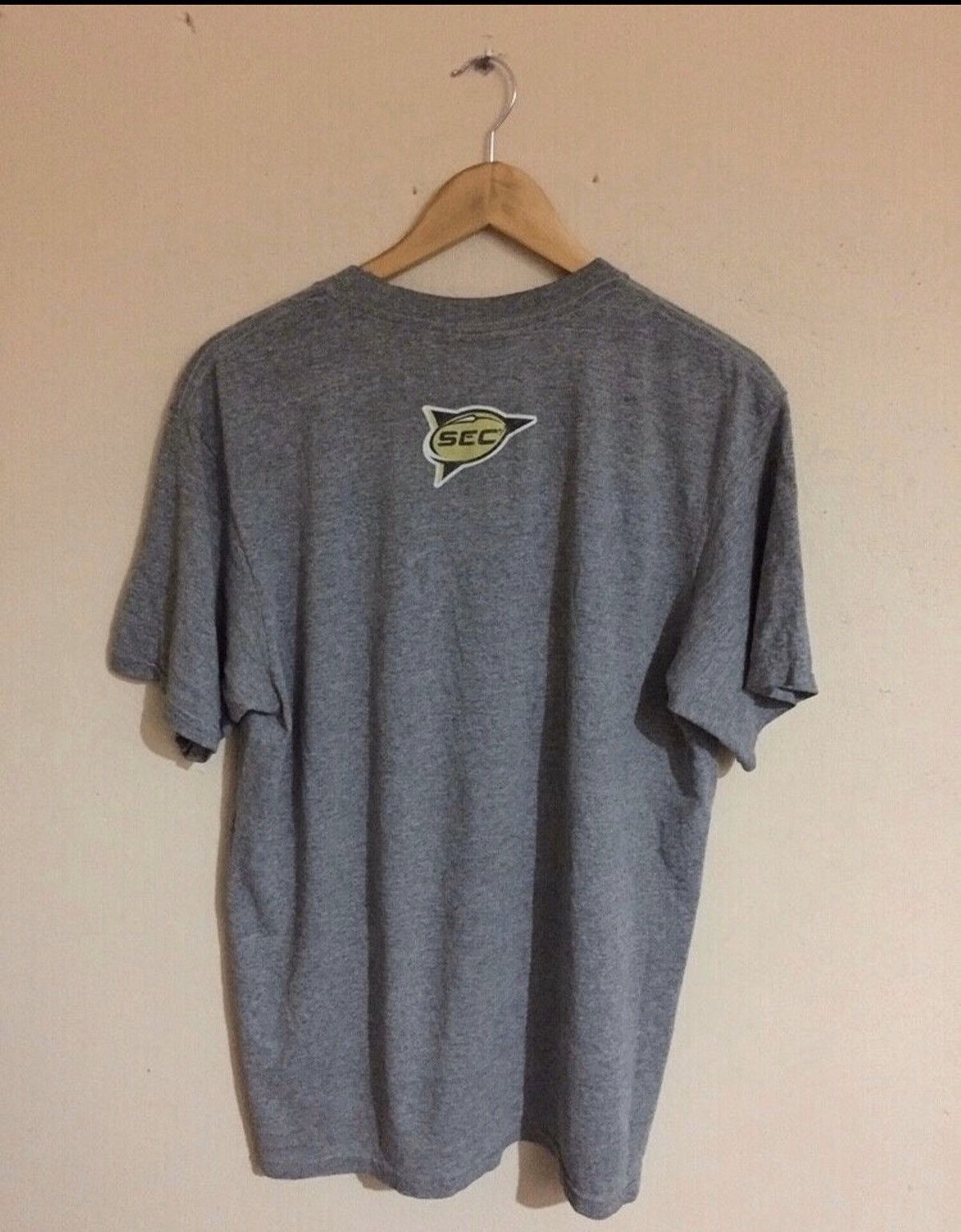 Nike Vintage Nike Middle Tshirt Size US L / EU 52-54 / 3 - 3 Thumbnail