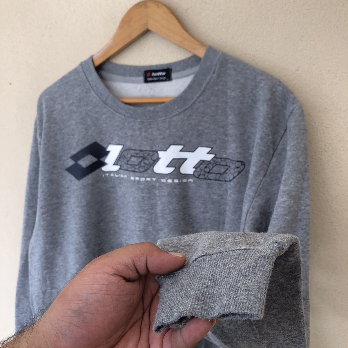 Japanese Brand VINTAGE LOTTO ITALIAN SPORT DESIGN SWEATSHIRT BIG LOGO Size US L / EU 52-54 / 3 - 4 Thumbnail