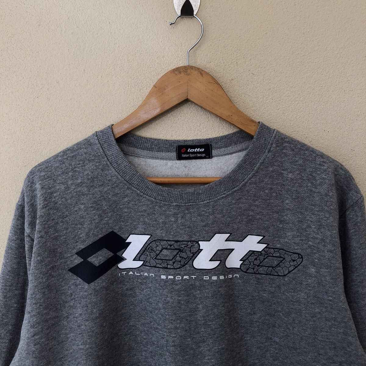 Japanese Brand VINTAGE LOTTO ITALIAN SPORT DESIGN SWEATSHIRT BIG LOGO Size US L / EU 52-54 / 3 - 3 Thumbnail