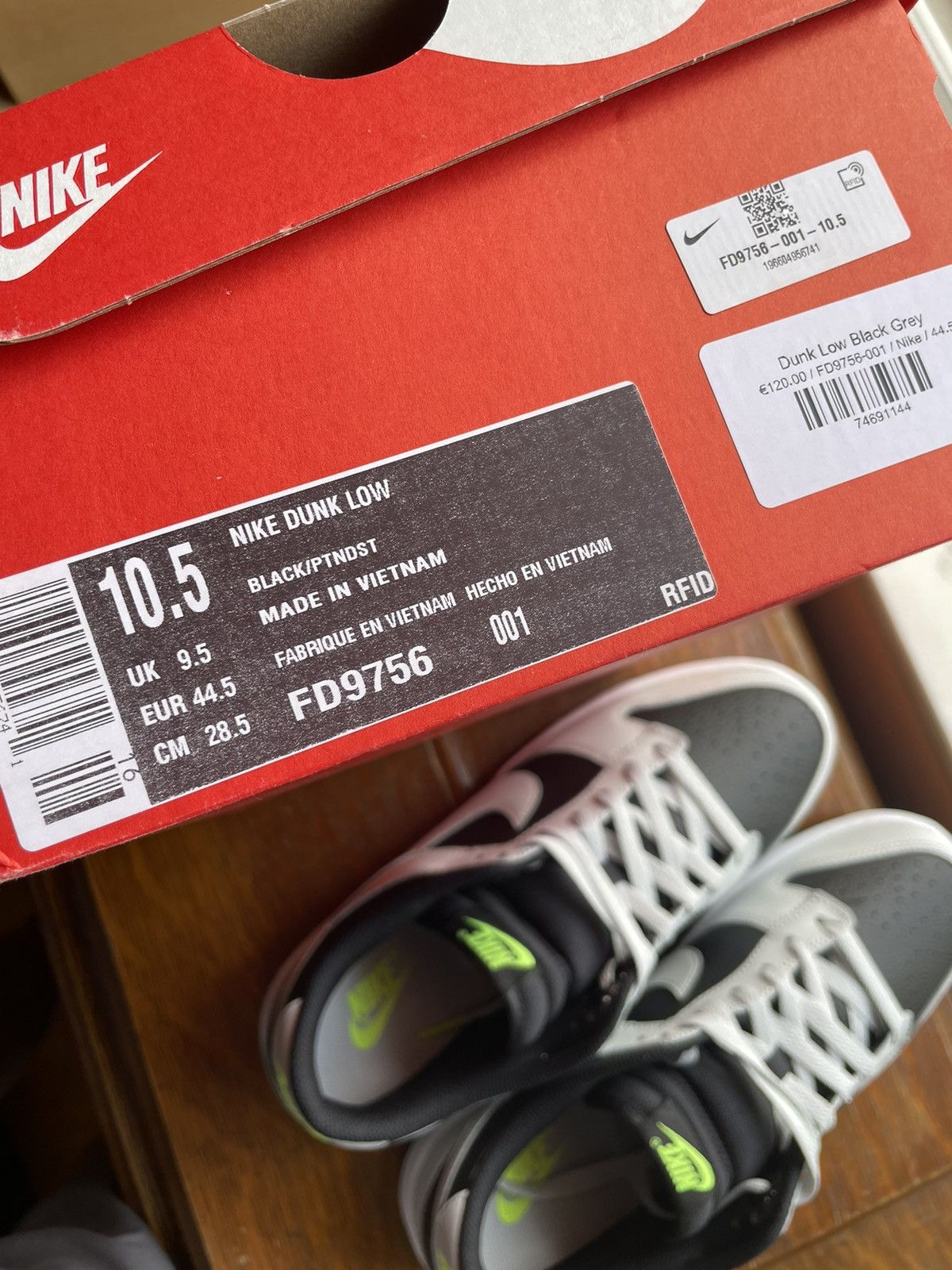 Nike Nike Dunk Low - Black / Grey / Volt Size US 10.5 / EU 43-44 - 9 Thumbnail