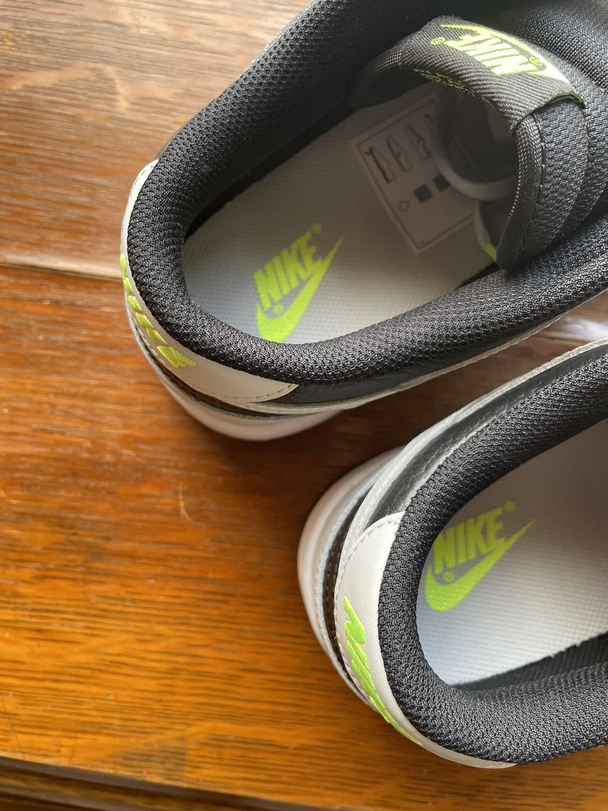 Nike Nike Dunk Low - Black / Grey / Volt Size US 10.5 / EU 43-44 - 5 Thumbnail