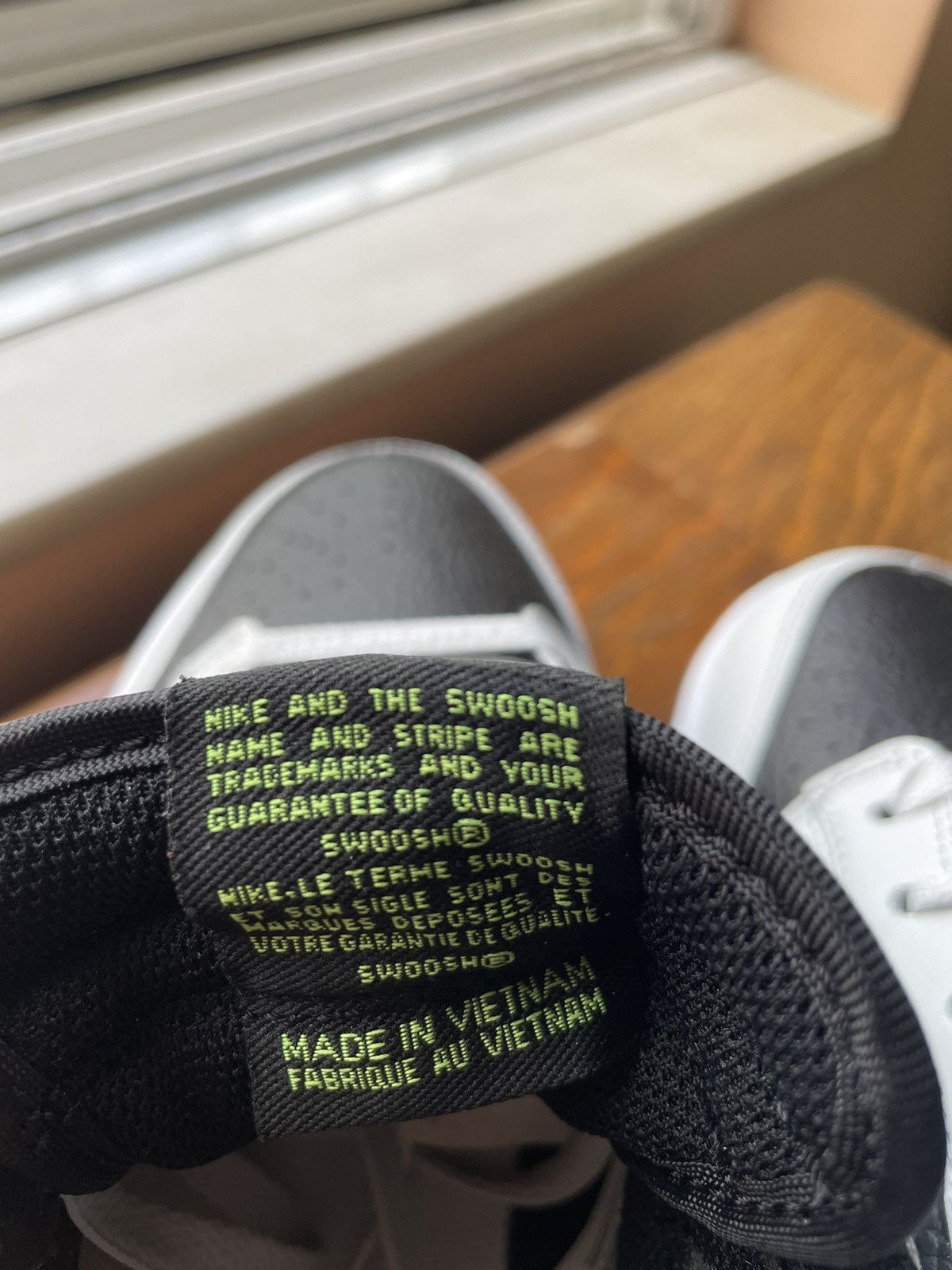 Nike Nike Dunk Low - Black / Grey / Volt Size US 10.5 / EU 43-44 - 6 Thumbnail
