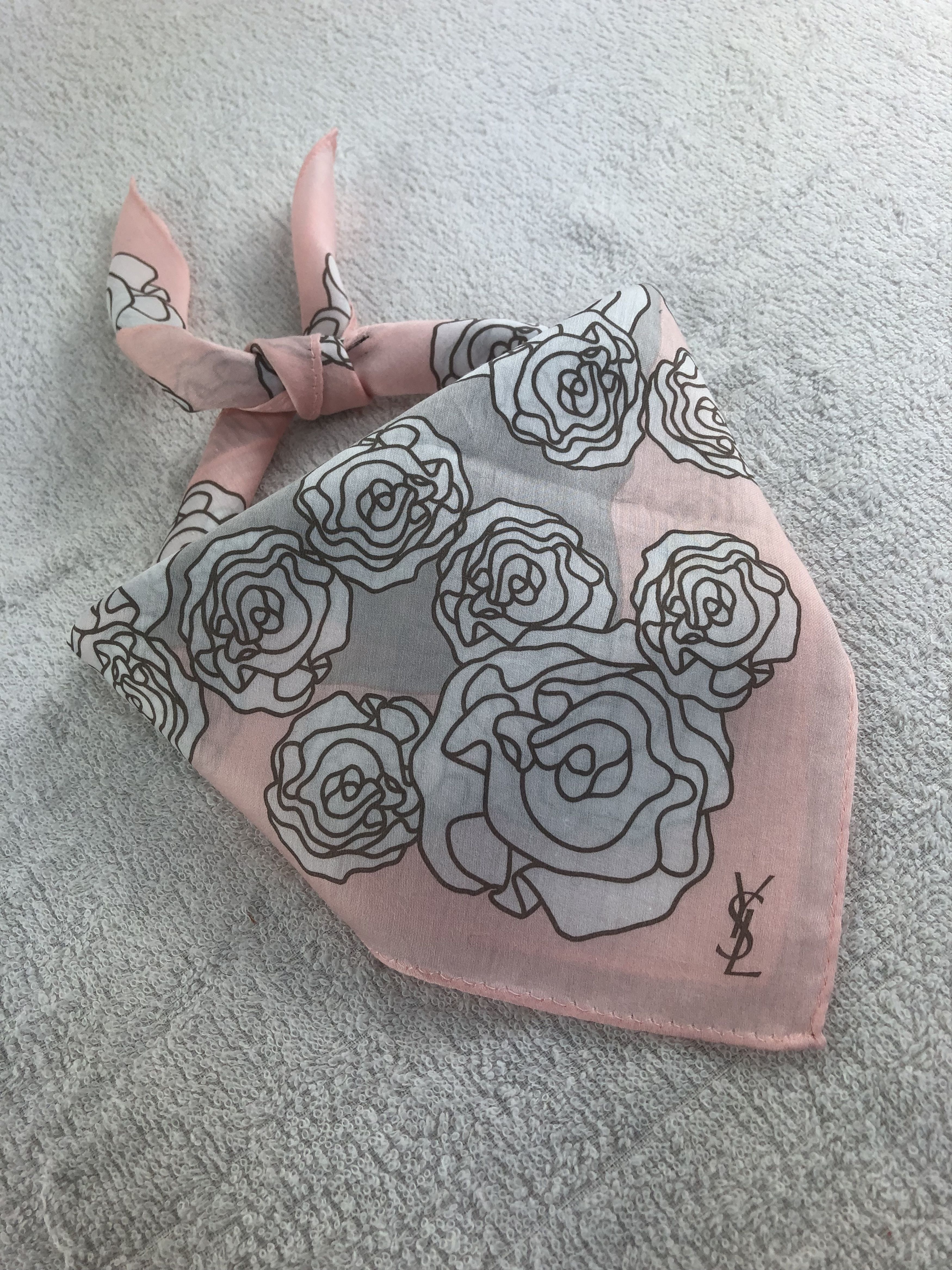 Yves Saint Laurent YSL Floral Handkerchief / Bandana / Neckerchief C325 Size ONE SIZE - 2 Thumbnail