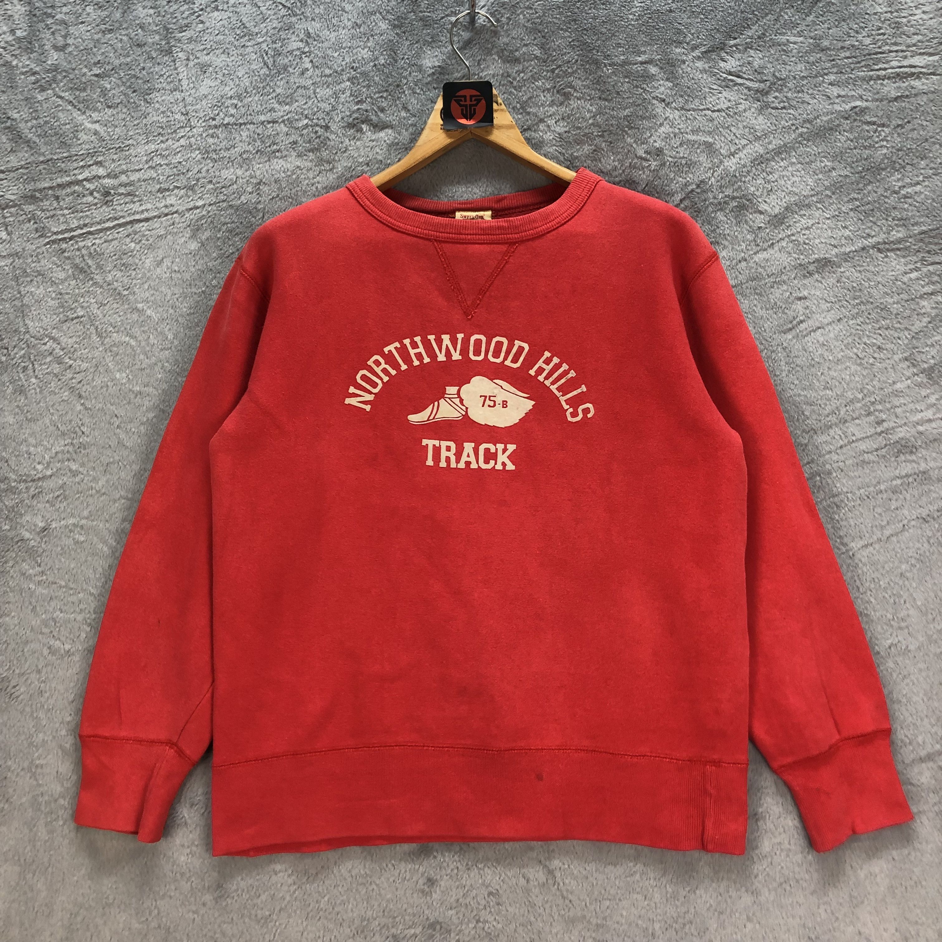 NORTHWOOD HILLS TRACK WING SHOES LOGO SWEATSHIRTS #6769-86