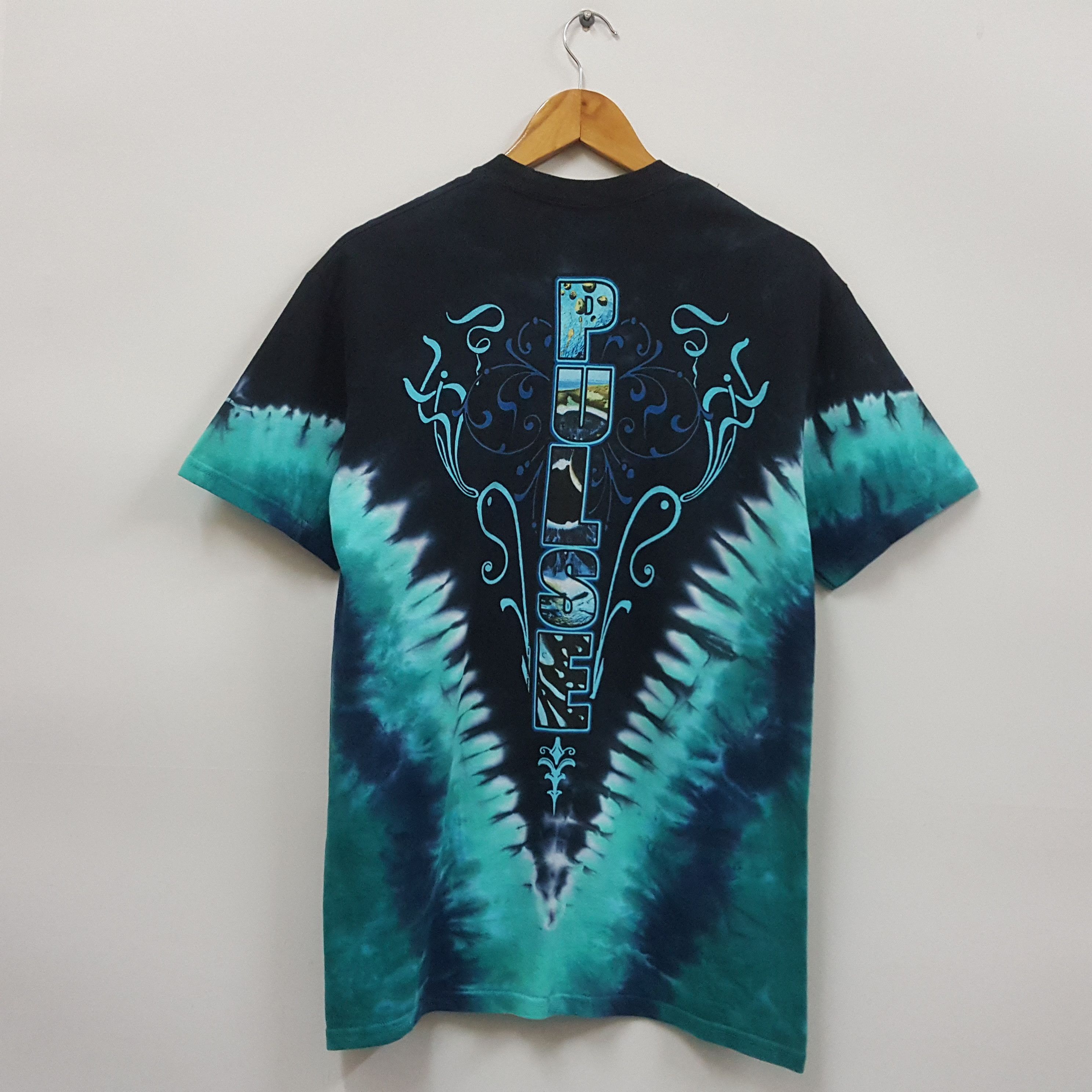 Band Tees × Liquid Blue × Vintage Vintage PINK FLOYD PULSE American band Tie Dye t-shirt Size US M / EU 48-50 / 2 - 5 Thumbnail