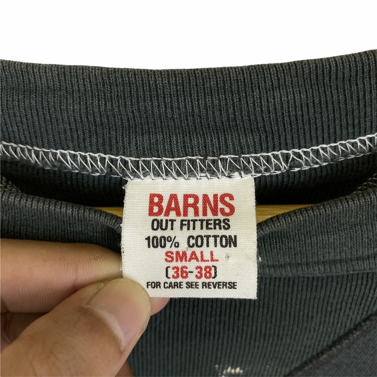 BARNS OUTFITTERS × Japanese Brand × Vintage Vintage BARNS Outfitters Japanese Brand Big Logo Sweatshirt Size US S / EU 44-46 / 1 - 5 Thumbnail