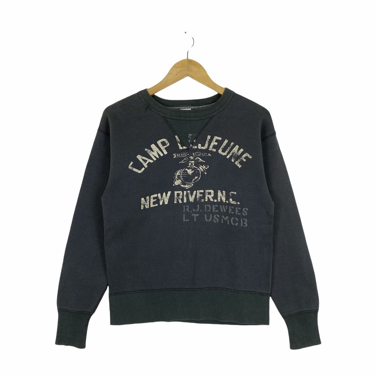 BARNS OUTFITTERS × Japanese Brand × Vintage Vintage BARNS Outfitters Japanese Brand Big Logo Sweatshirt Size US S / EU 44-46 / 1 - 1 Thumbnail