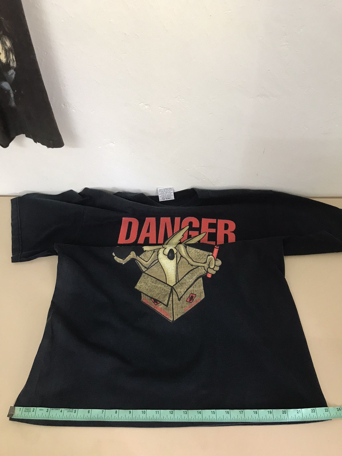 Cartoon Network Vintage Looney Tunes Explosive Coyote T-shirts Size US L / EU 52-54 / 3 - 6 Thumbnail