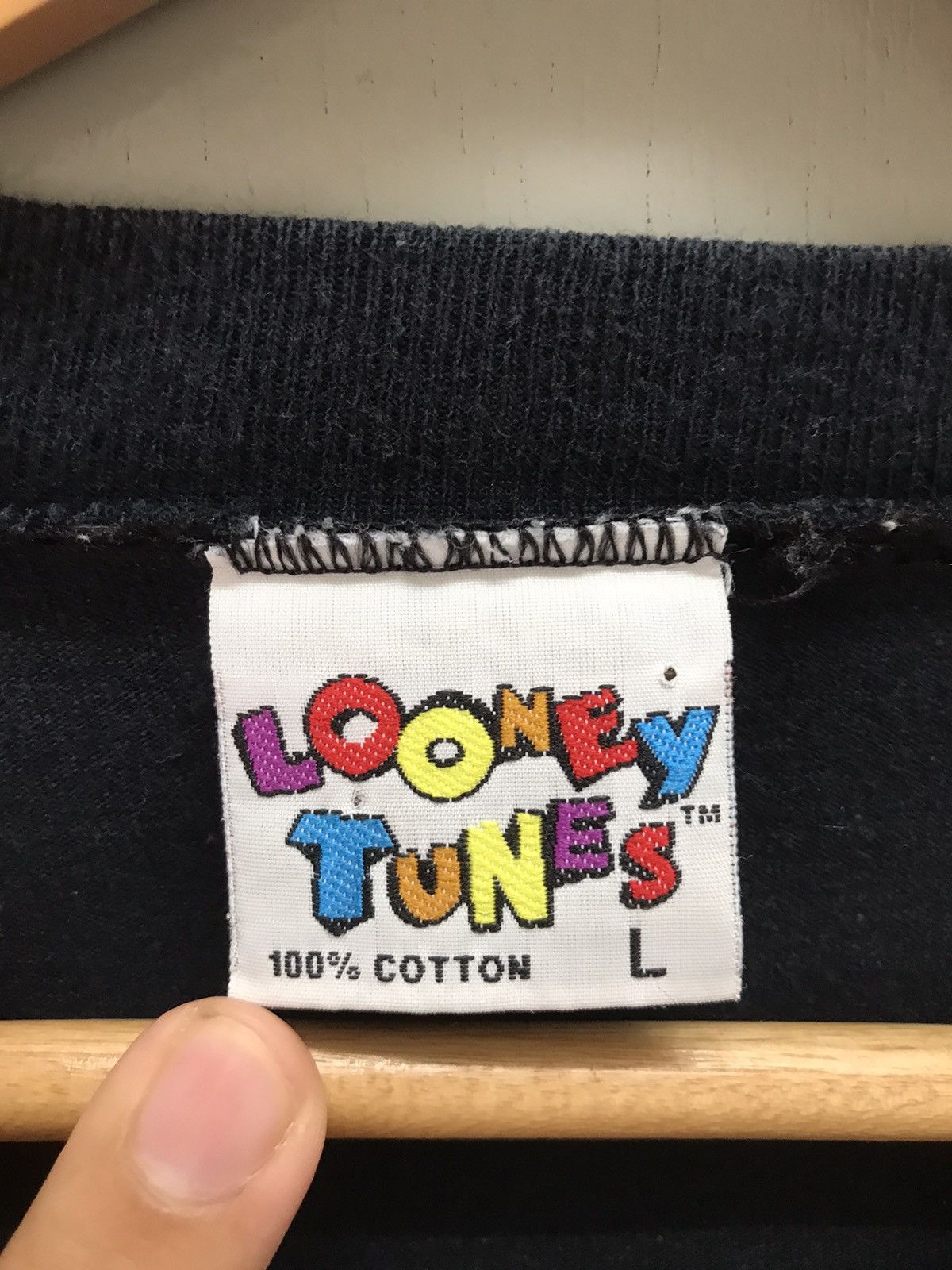 Cartoon Network Vintage Looney Tunes Explosive Coyote T-shirts Size US L / EU 52-54 / 3 - 5 Thumbnail