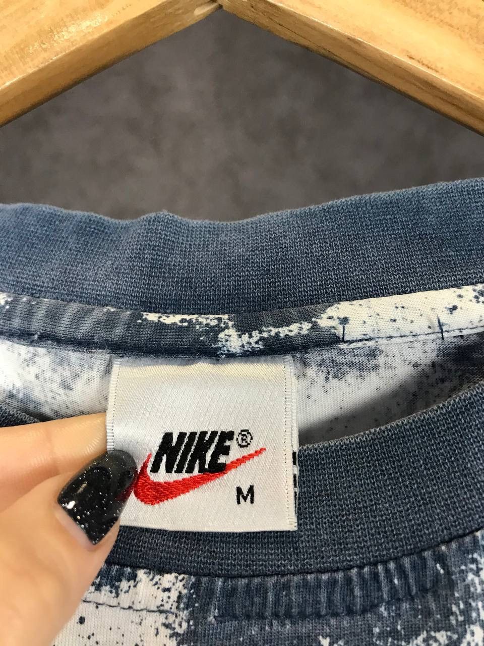 Nike Nike swoosh streetwear vintage faded center logo tee Size US M / EU 48-50 / 2 - 3 Thumbnail