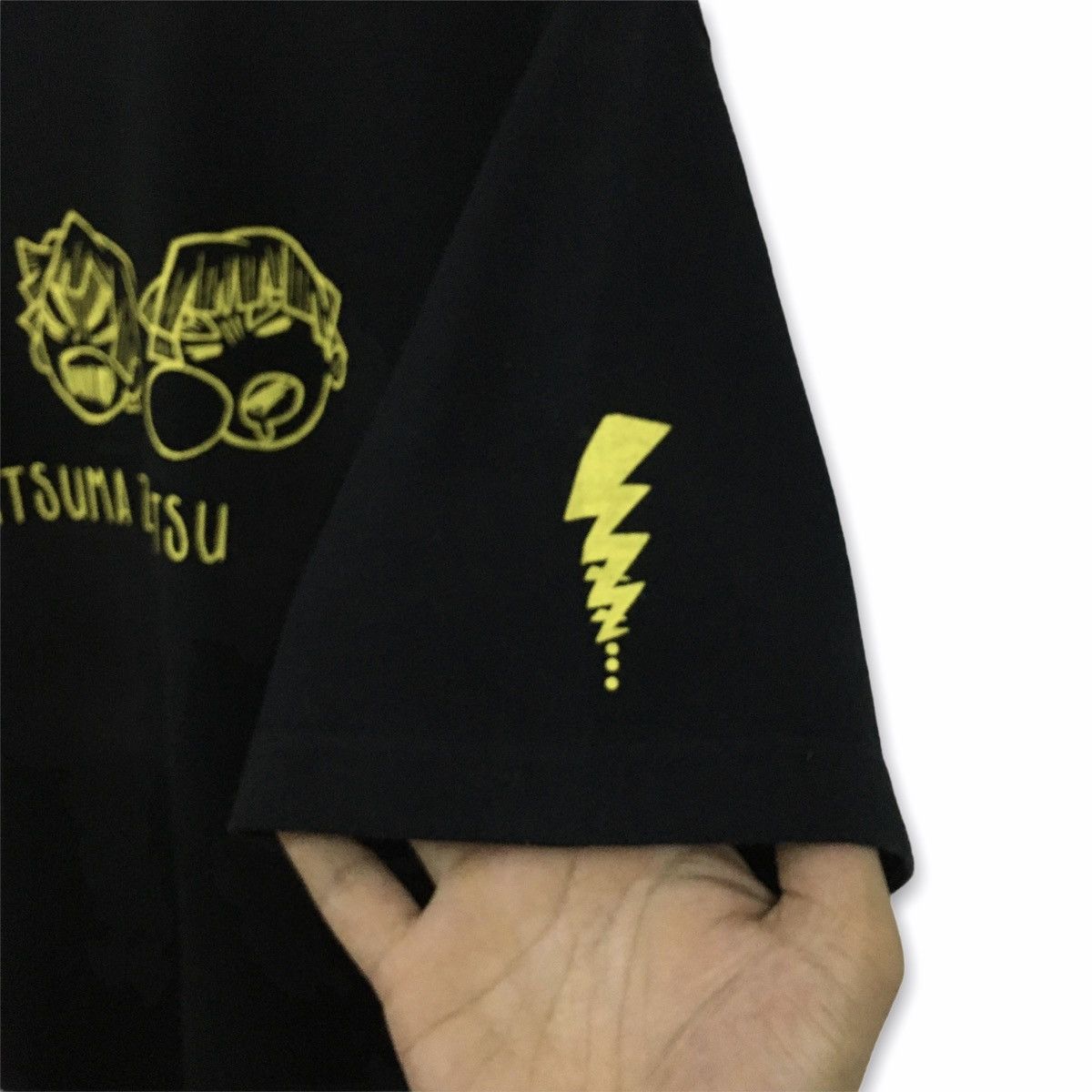 Anime × Cartoon Network Rare Demon Slayer Agatsuma Zenitsu Kimetsu No Yaiba T-shirt Size US XL / EU 56 / 4 - 4 Thumbnail