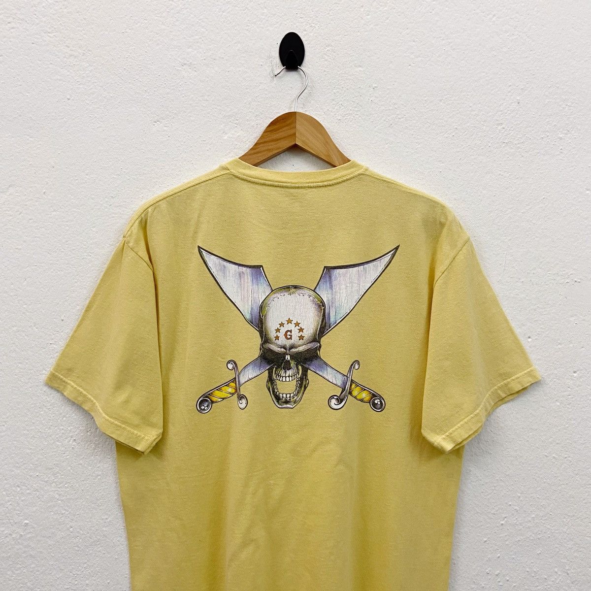 Supreme × Vintage Rare OG Vintage Supreme Skull And Sword Tshirt Size US L / EU 52-54 / 3 - 10 Thumbnail