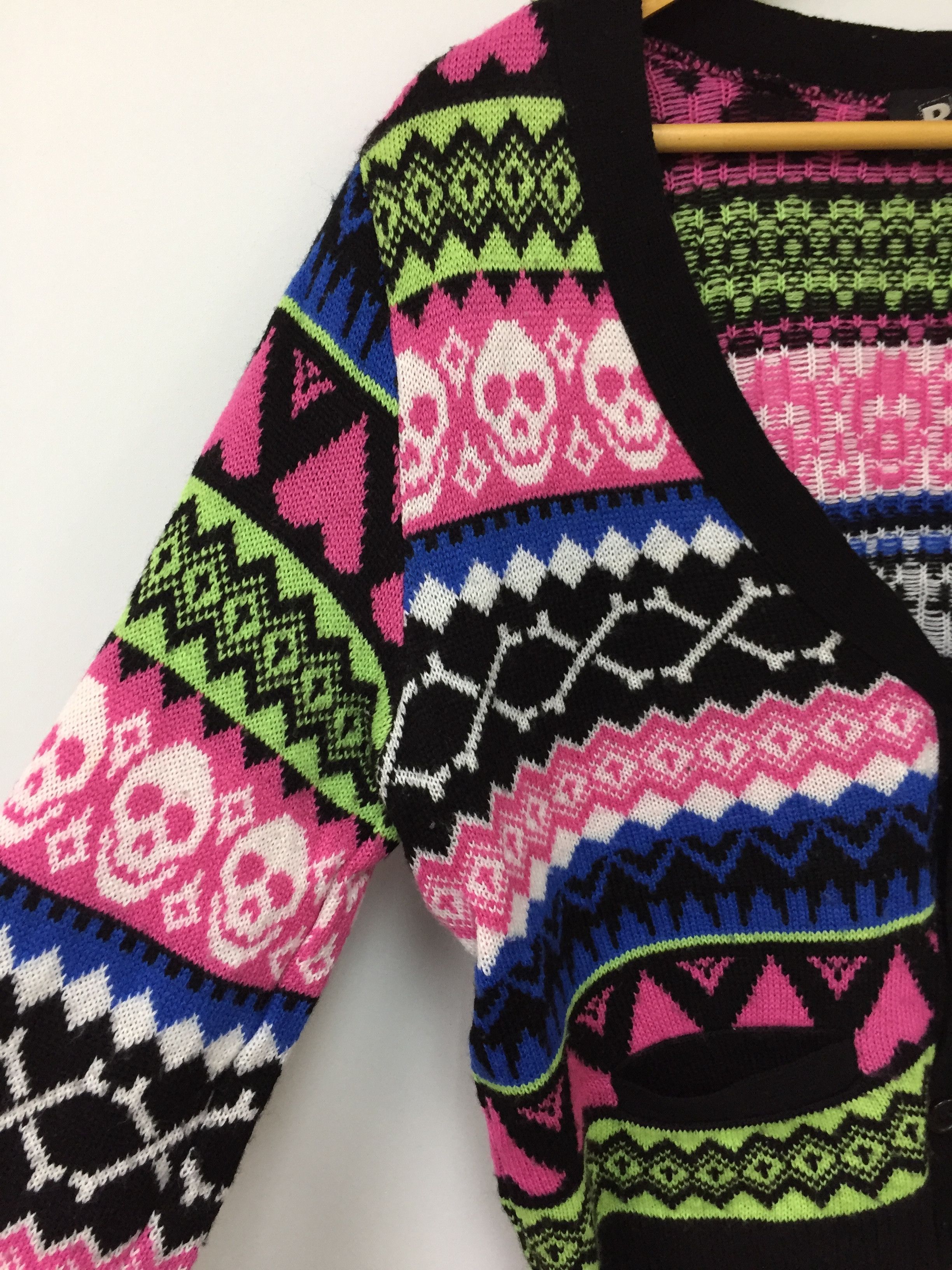 Japanese Brand RNA DNA Skull & Cross Bone knit cardigan Alexander mcq Size US S / EU 44-46 / 1 - 5 Thumbnail