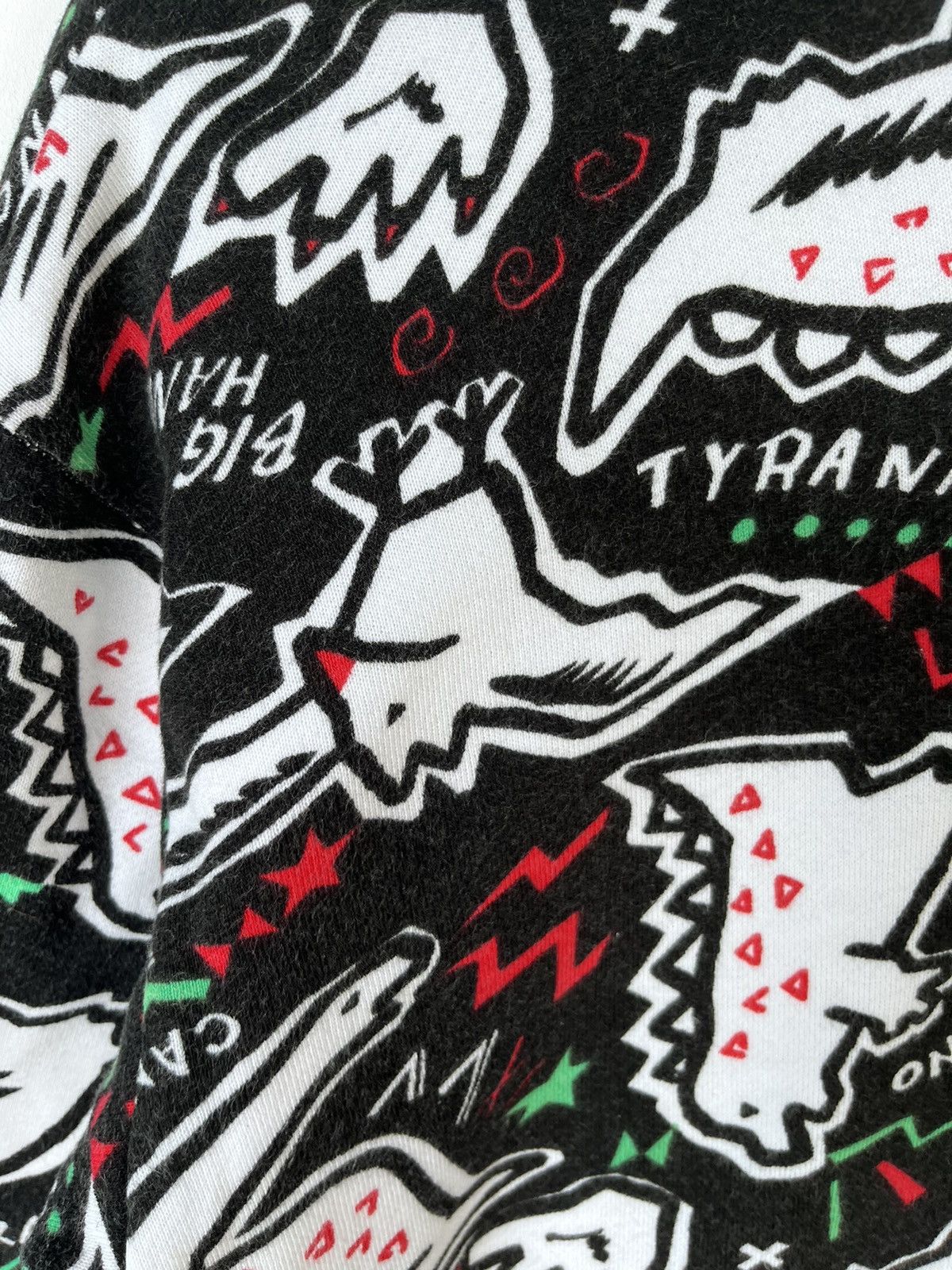 Vintage Vintage All Prints Dinosaur Art Sweatshirt Size S / US 4 / IT 40 - 4 Thumbnail