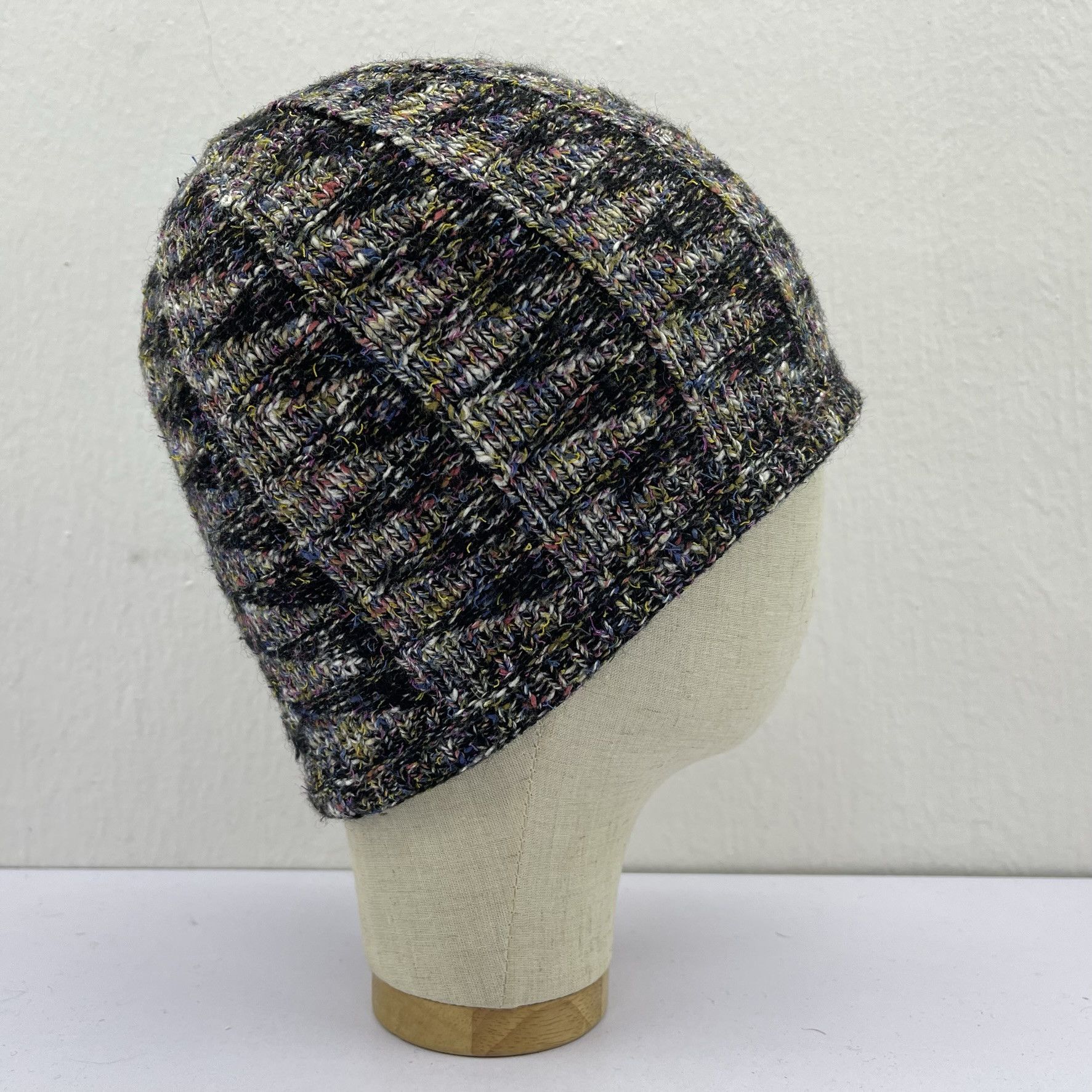 Descente Descente Nice Design Beanie Hats-BH4143 Size ONE SIZE - 6 Thumbnail