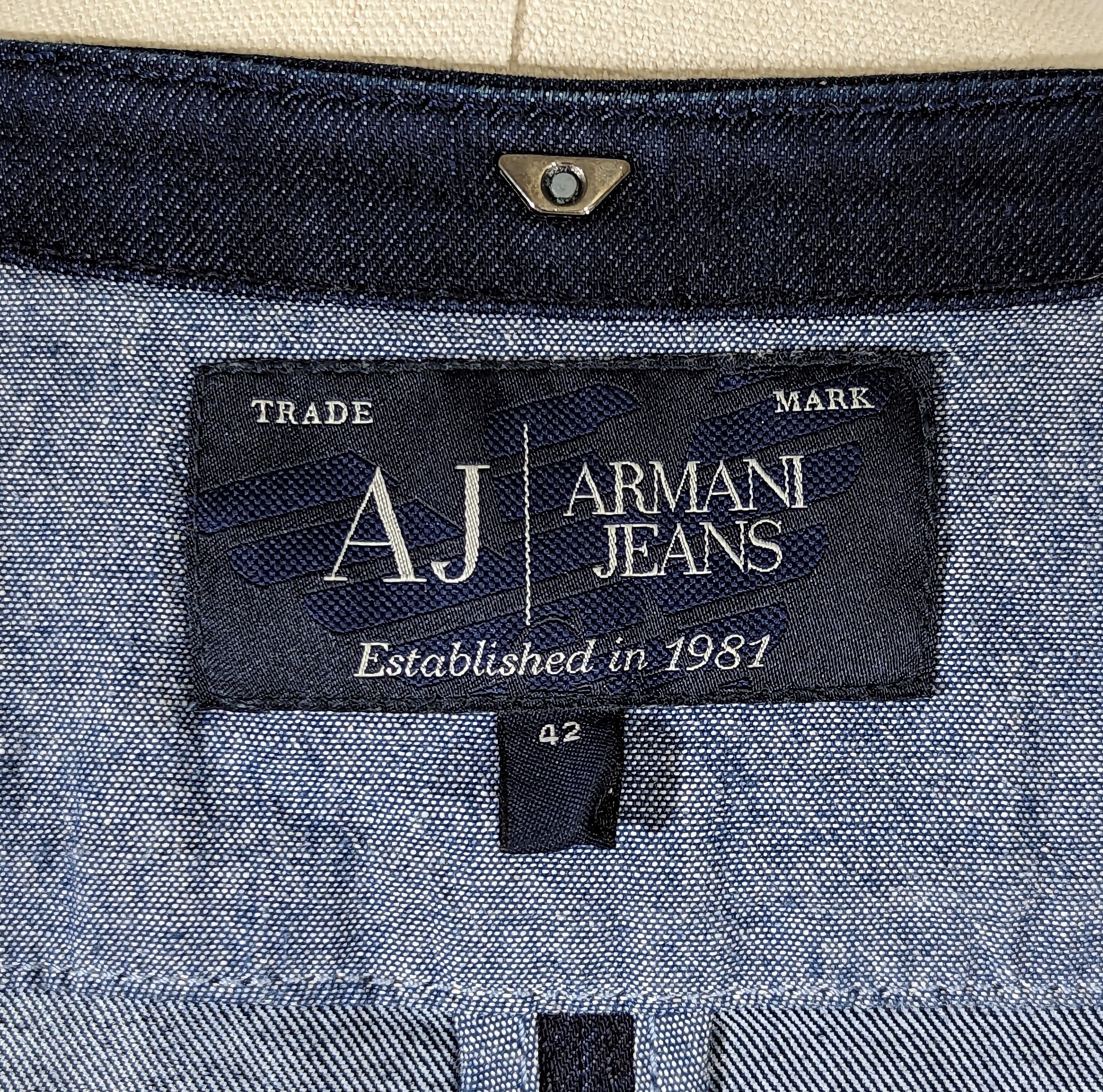 Armani Armani Jeans Women's Denim Jacket Luxury Brand FashionCasual Size S / US 4 / IT 40 - 14 Thumbnail