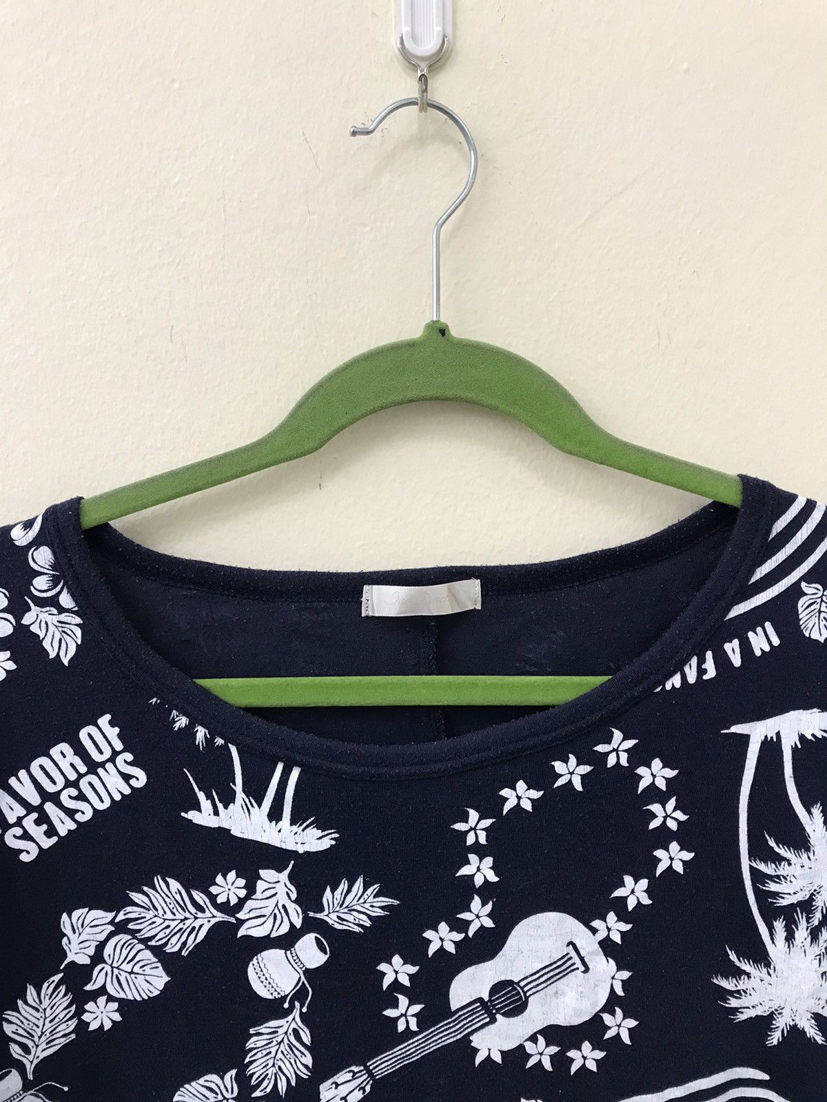 Vintage Favour Of Seasons Surf Style T Shirt Size US L / EU 52-54 / 3 - 7 Thumbnail