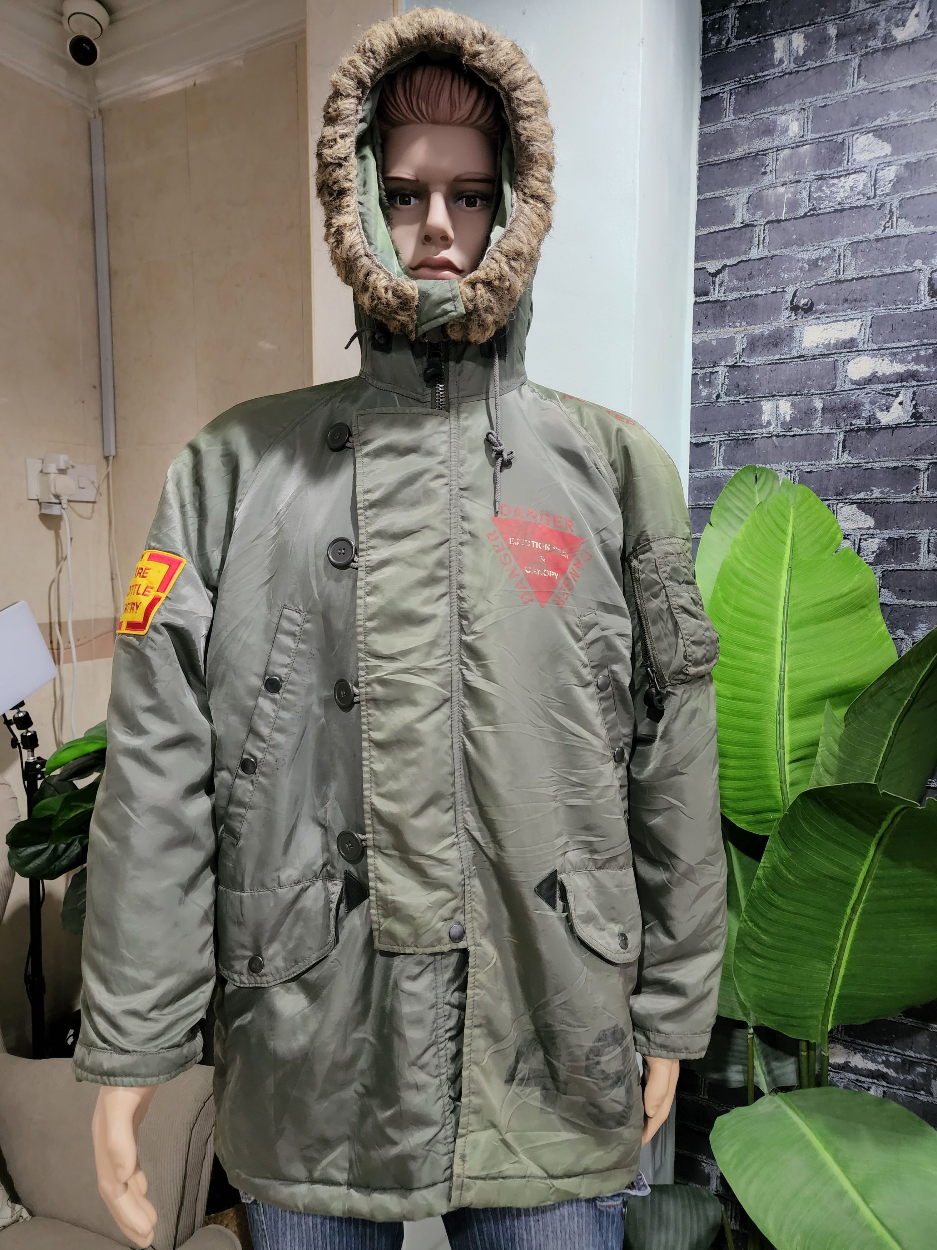 image of Avirex Officers Resque Military Parka in Faded Olive, Men's (Size XL)