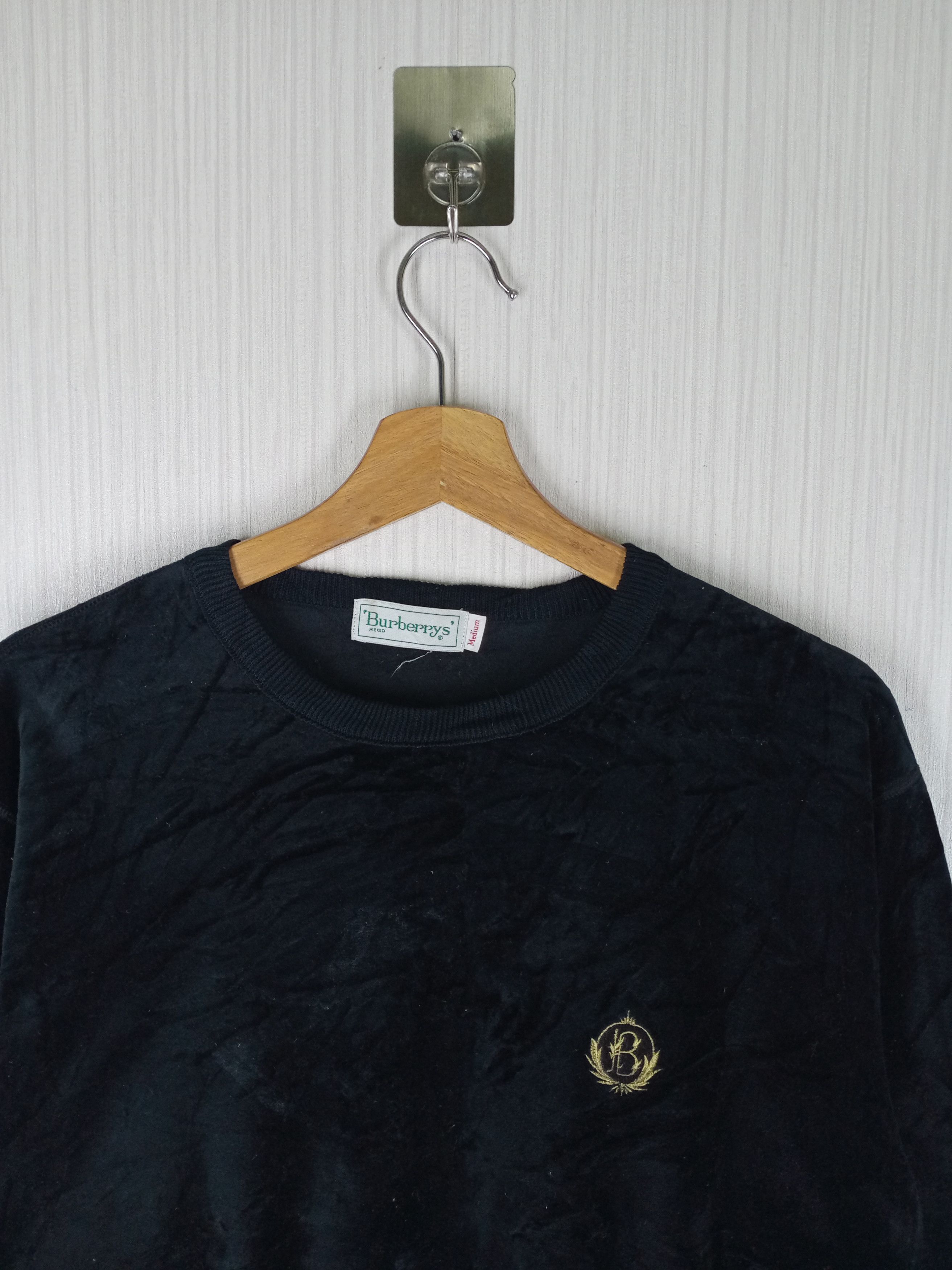 Burberry Vintage Burberrys Velvet Embroidered Logo Black Sweatshirt Size US M / EU 48-50 / 2 - 2 Thumbnail