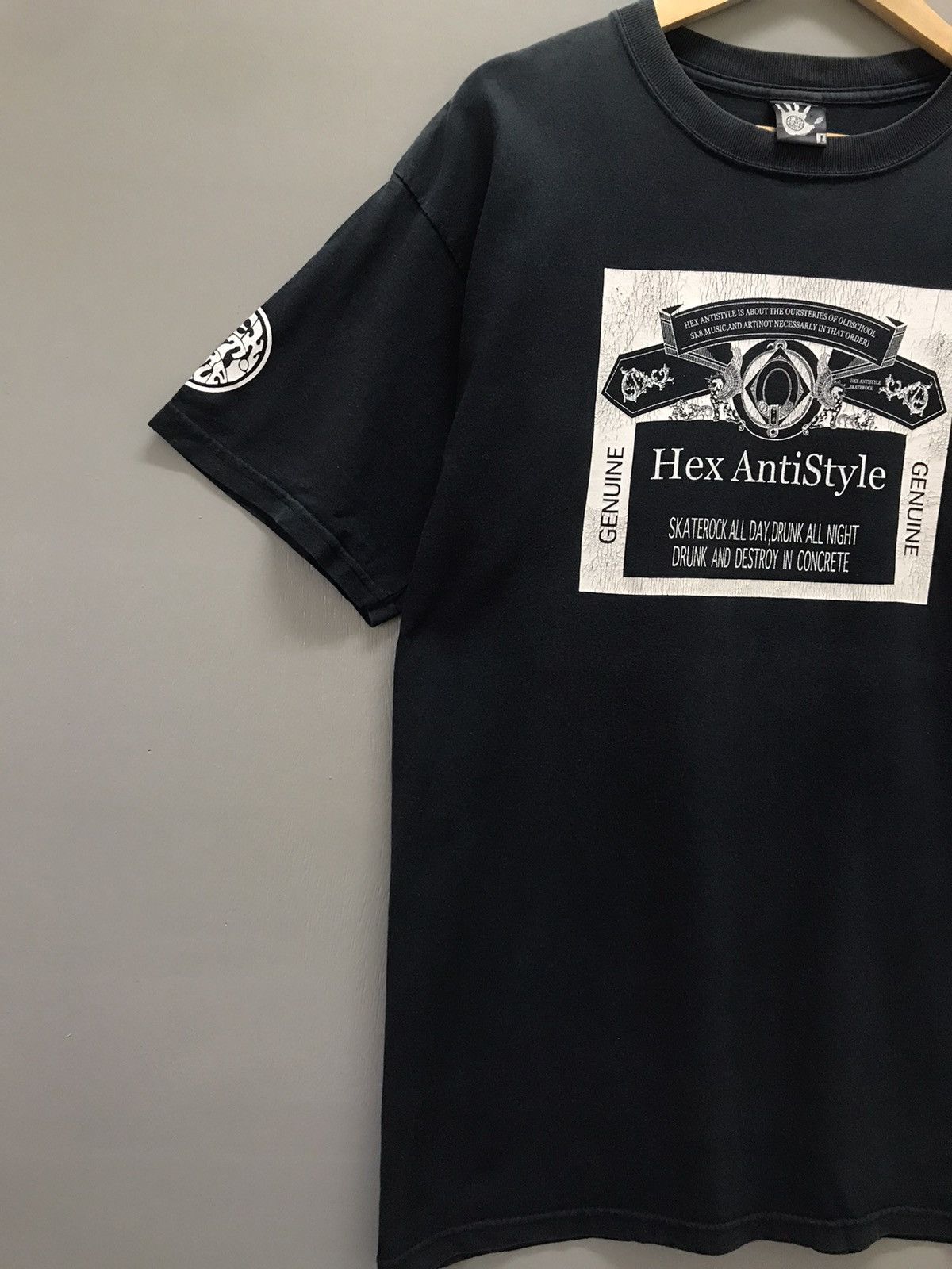 Vintage Vintage 2000's Hex Antistyle Skate Rock T-shirts Size US L / EU 52-54 / 3 - 3 Thumbnail