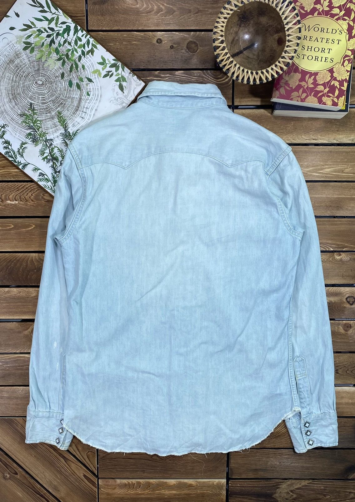 Levi's × Levi's Vintage Clothing × Vintage Vintage Levis Big E Stone Button Faded Style Size M Size US M / EU 48-50 / 2 - 9 Thumbnail
