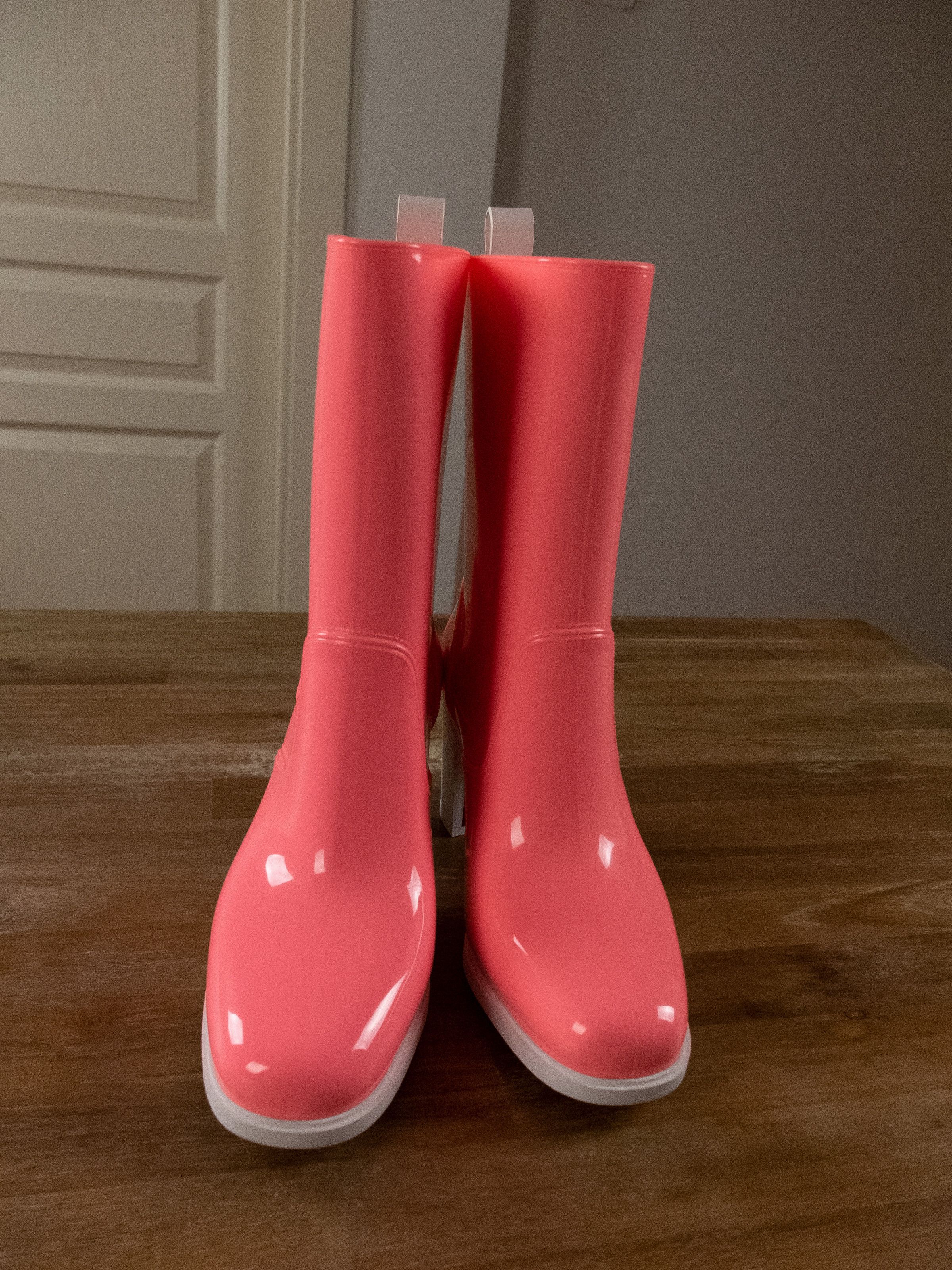 Christian Louboutin CHRISTIAN LOUBOUTIN Loubirain 70 pink PVC rain boots 10 40 Size US 10 / IT 40 - 6 Thumbnail