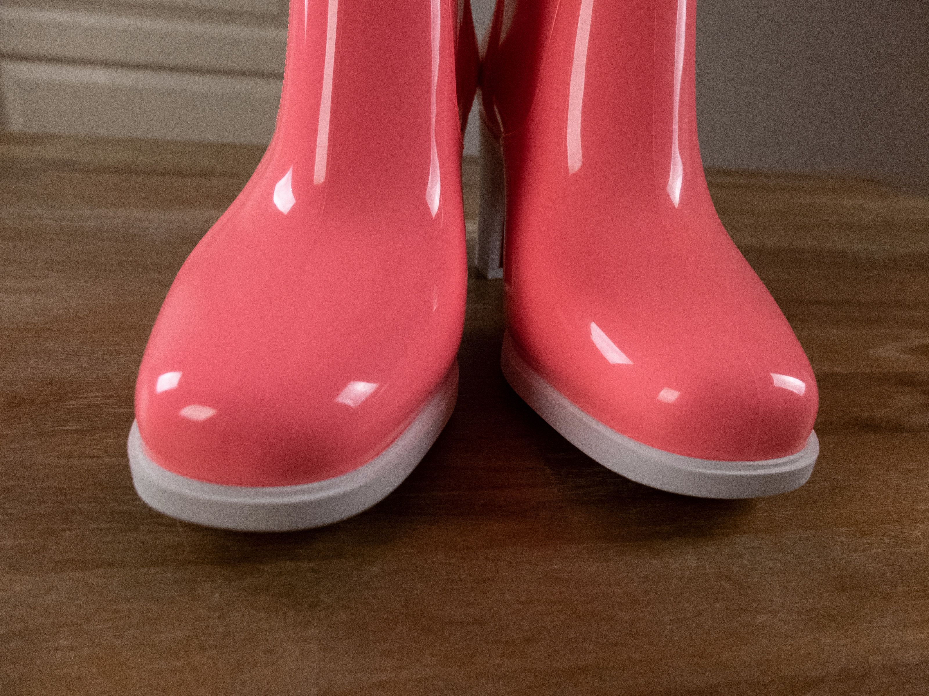 Christian Louboutin CHRISTIAN LOUBOUTIN Loubirain 70 pink PVC rain boots 10 40 Size US 10 / IT 40 - 7 Thumbnail