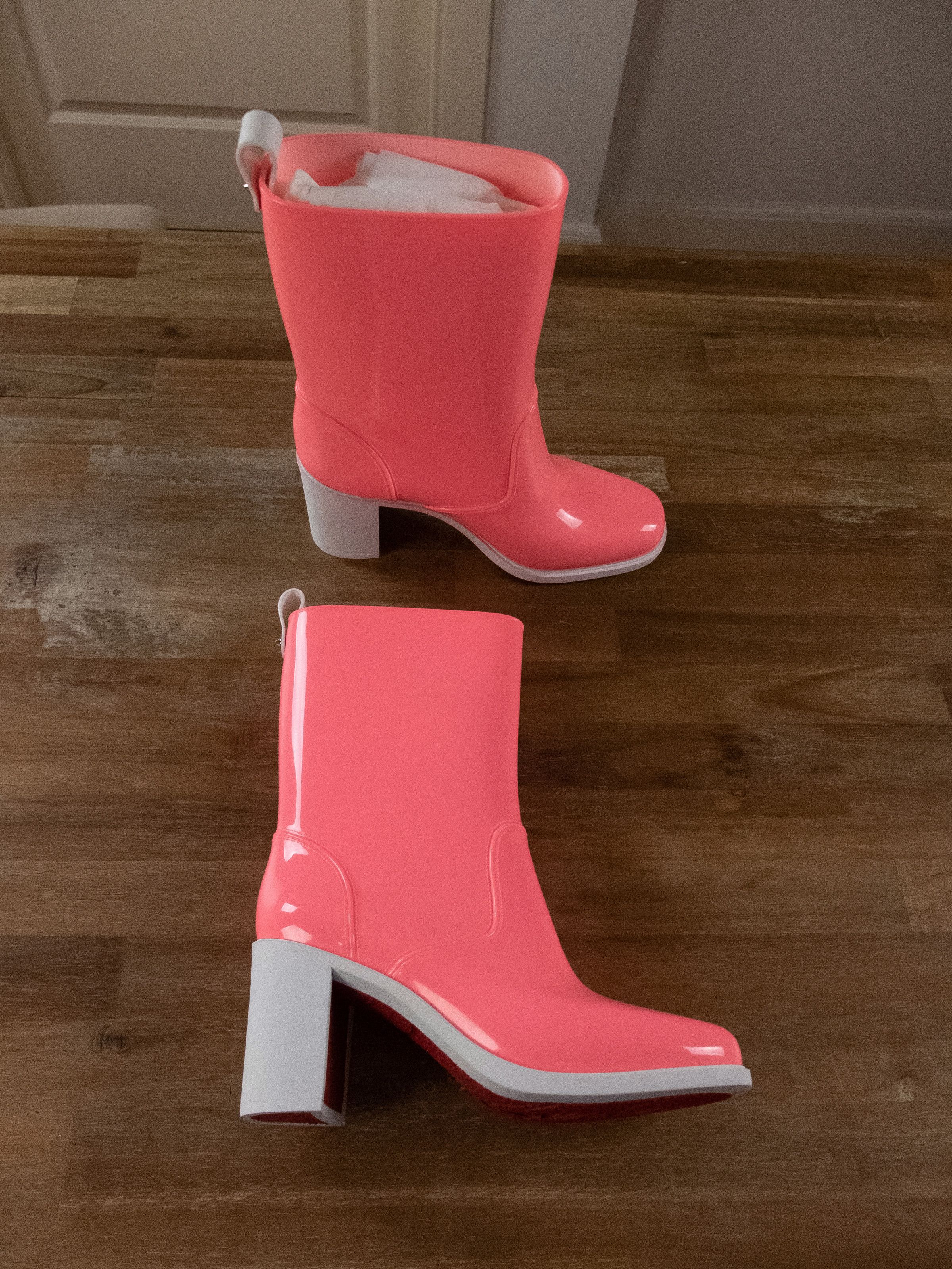 Christian Louboutin CHRISTIAN LOUBOUTIN Loubirain 70 pink PVC rain boots 10 40 Size US 10 / IT 40 - 4 Thumbnail