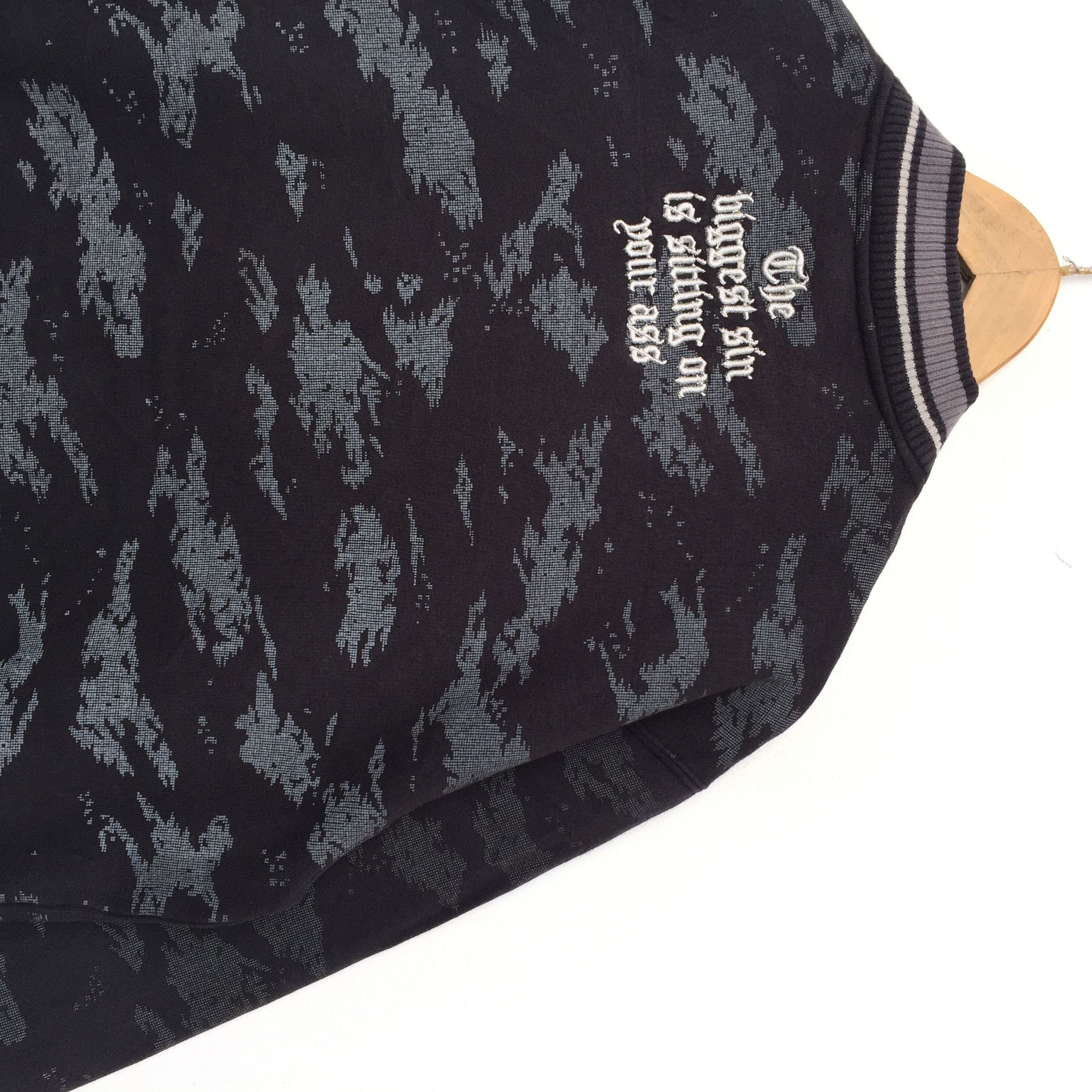 Japanese Brand × Vintage Vintage For Real Camo Sweatshirt Size US XL / EU 56 / 4 - 6 Thumbnail