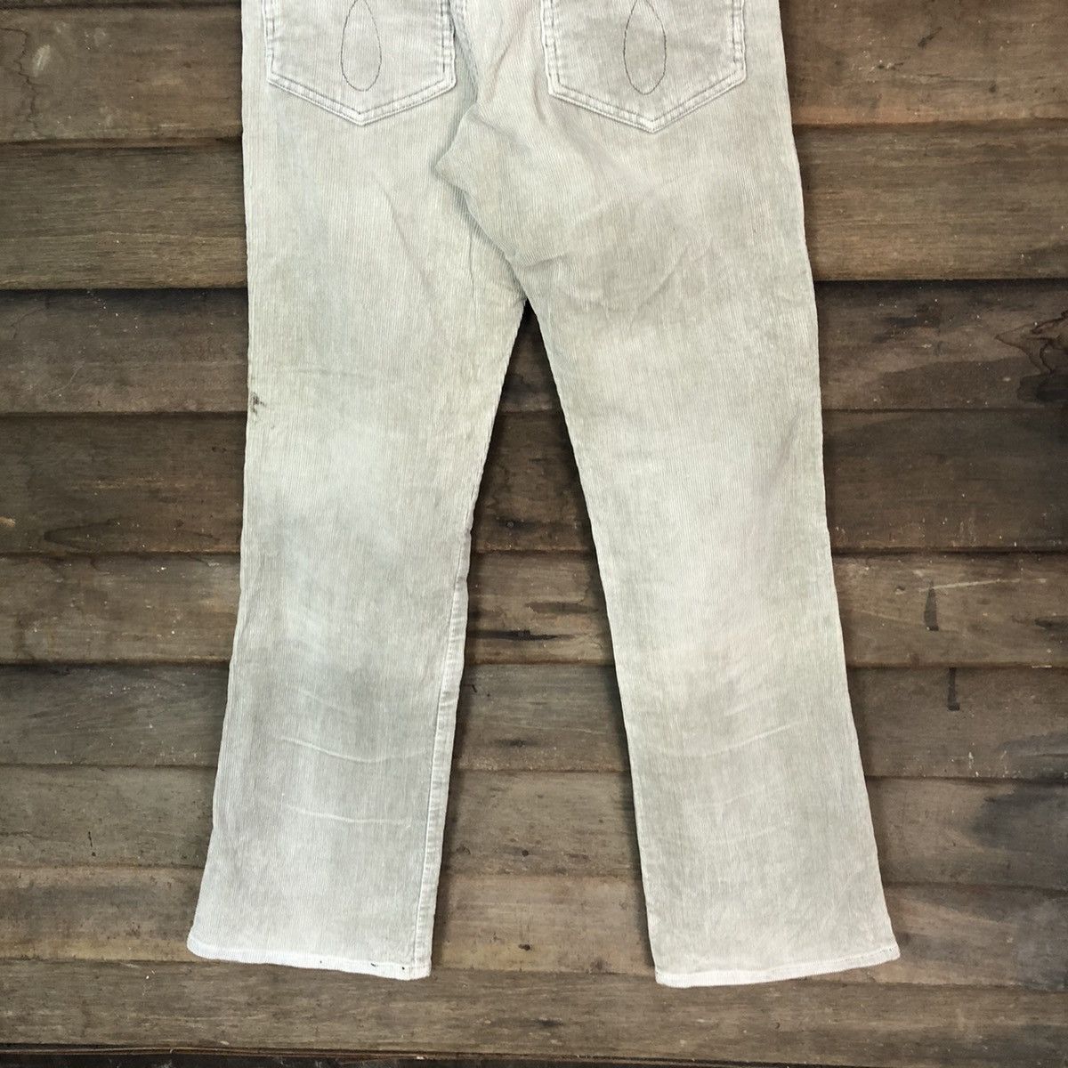 Calvin Klein Calvin Klein vintage White Conduroi Pants #7068 Size US 27 - 9 Thumbnail