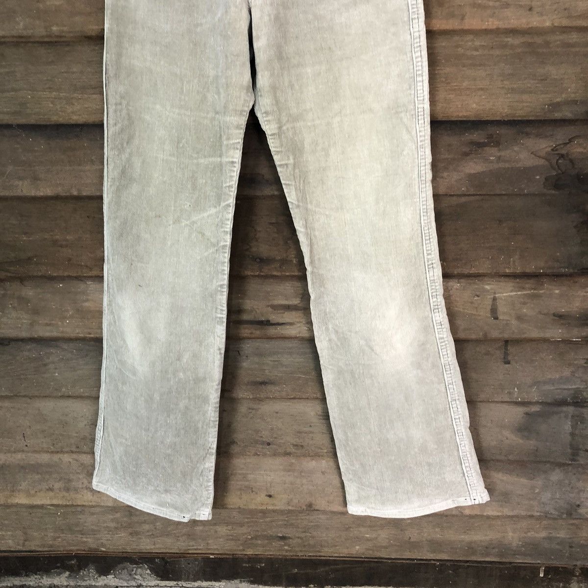Calvin Klein Calvin Klein vintage White Conduroi Pants #7068 Size US 27 - 3 Thumbnail