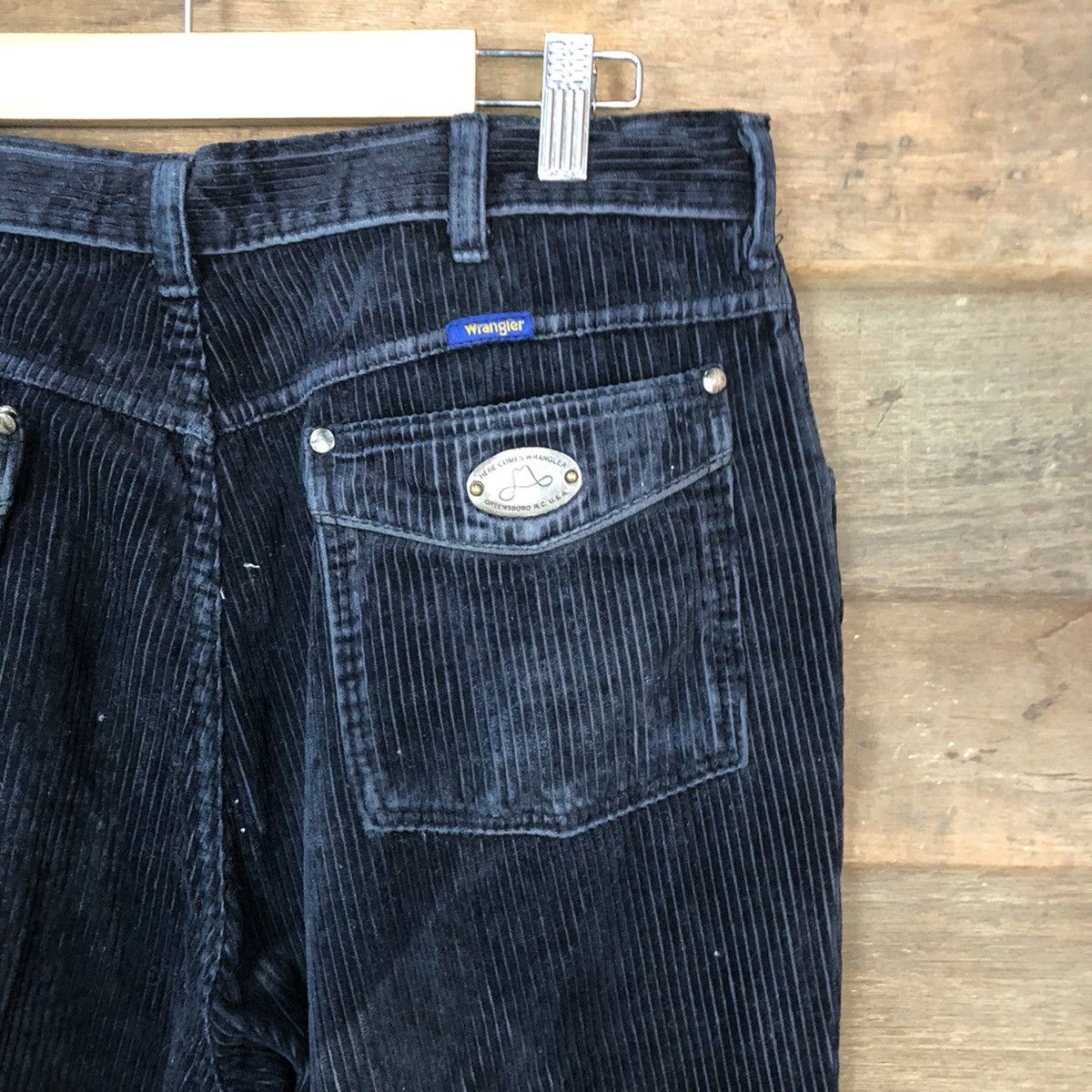 Vintage Wrangler Dark Blue vintage Conduroi Pants #7072 Size US 33 - 11 Thumbnail
