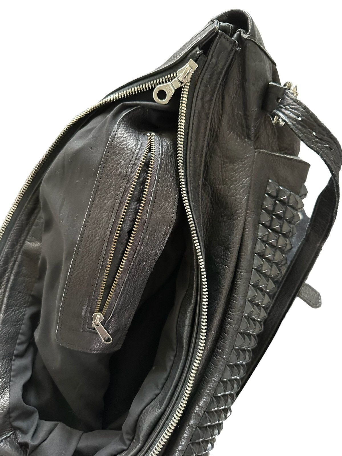 If Six Was Nine KMRII , LGB style studded leather messenger bag Size ONE SIZE - 5 Thumbnail