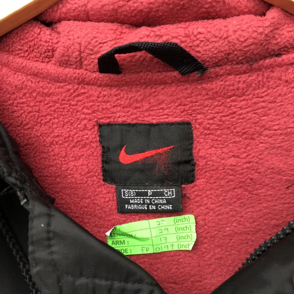 Nike × Vintage Vintage Nike Swoosh Big Logo Spell Out nice Jacket Size US S / EU 44-46 / 1 - 4 Thumbnail
