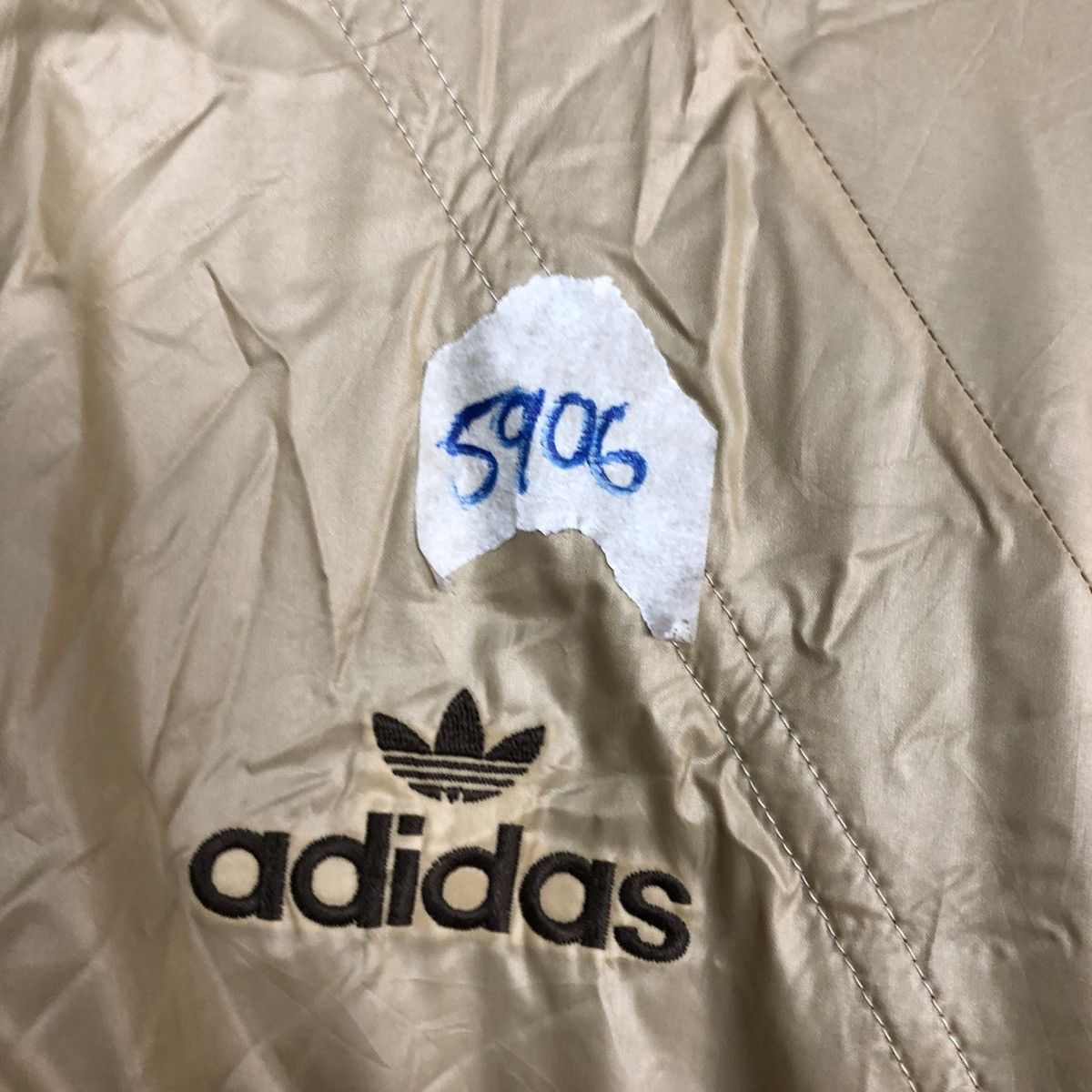 Adidas × Vintage Adidas Gold vintage logo sweater #5906 Size US S / EU 44-46 / 1 - 10 Thumbnail