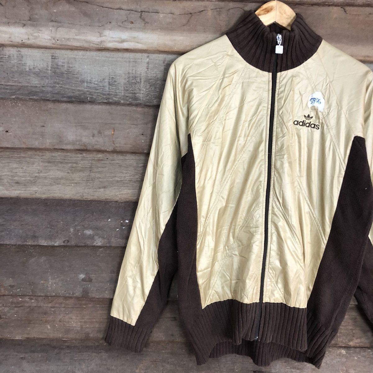 Adidas × Vintage Adidas Gold vintage logo sweater #5906 Size US S / EU 44-46 / 1 - 7 Thumbnail
