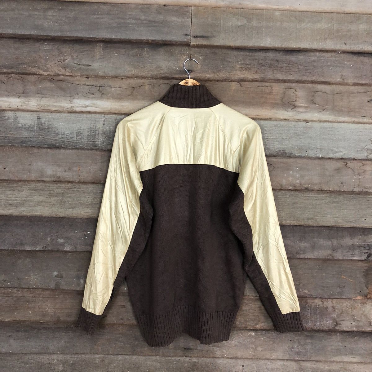Adidas × Vintage Adidas Gold vintage logo sweater #5906 Size US S / EU 44-46 / 1 - 13 Thumbnail