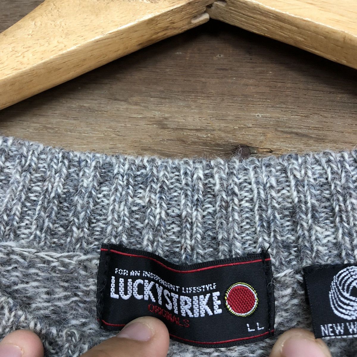 Homespun Knitwear × Japanese Brand × Vintage Lucky Strike vintage mohair Grey Knitwear sweatshirt #5898 Size US L / EU 52-54 / 3 - 11 Thumbnail