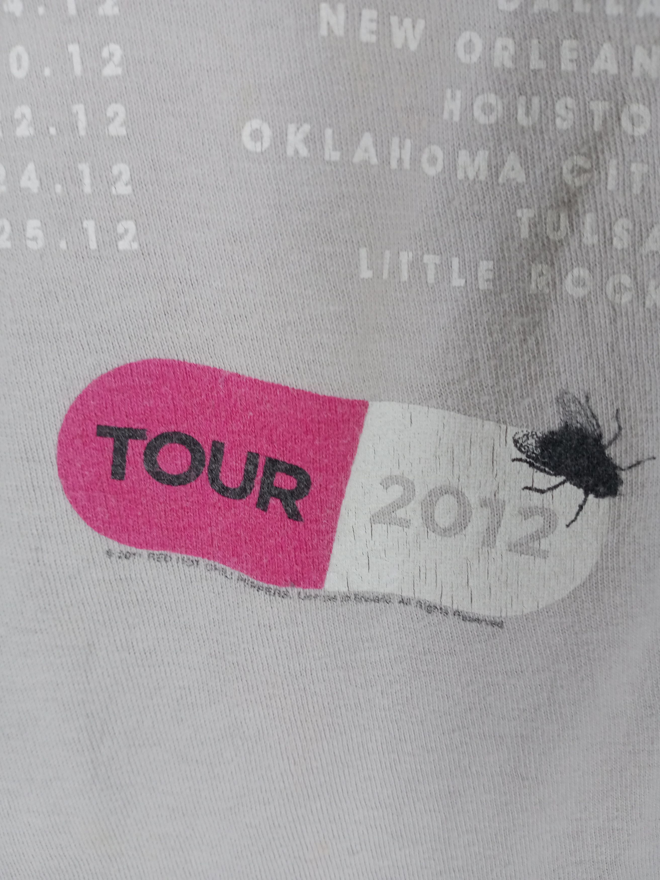 Band Tees Red Hot Chili Peppers Tour 2012 T Shirt Size US XL / EU 56 / 4 - 6 Thumbnail